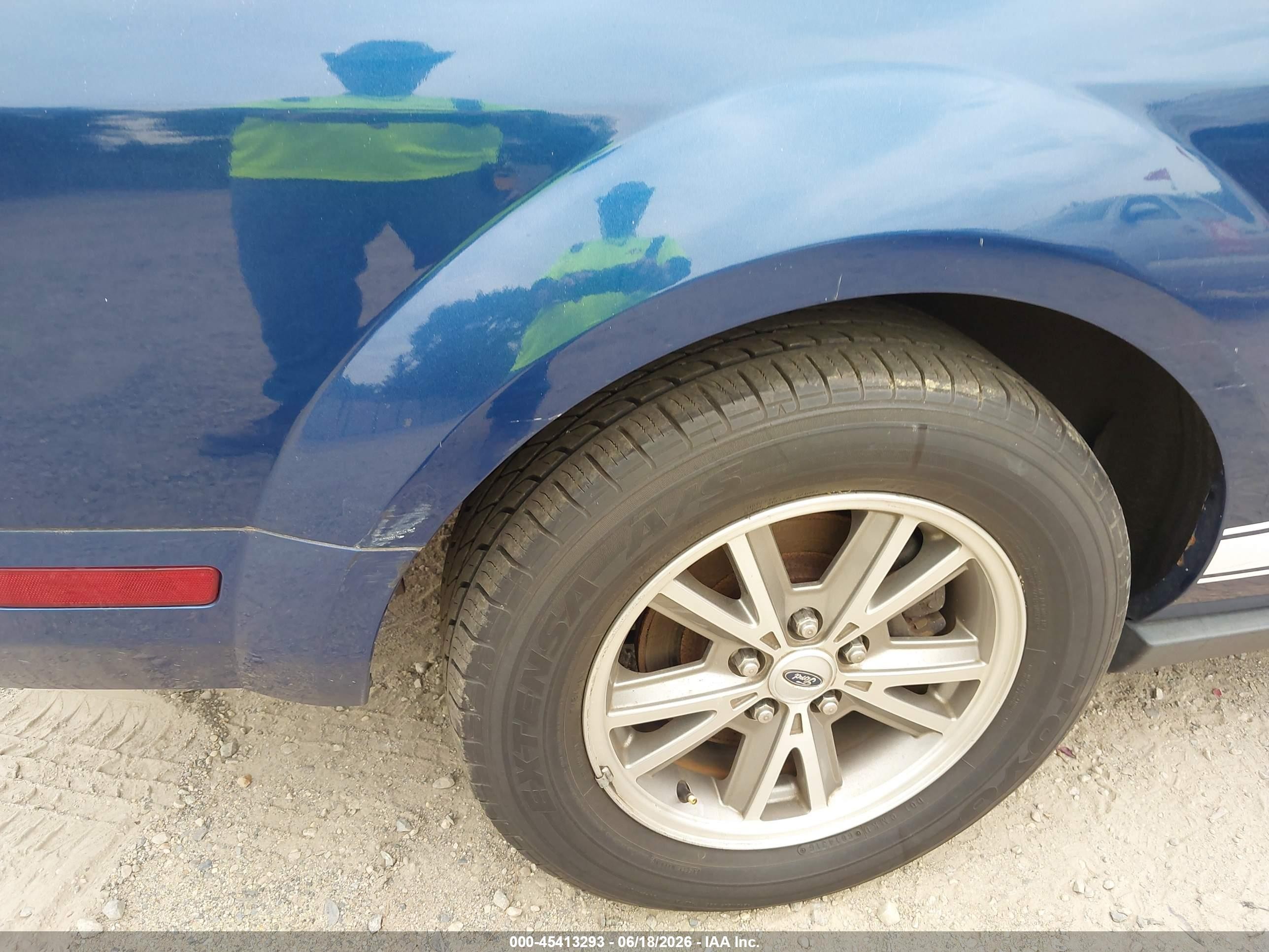 2007 Ford Mustang V6 Deluxe/v6 Premium Blue vin: 1ZVHT84N975197842