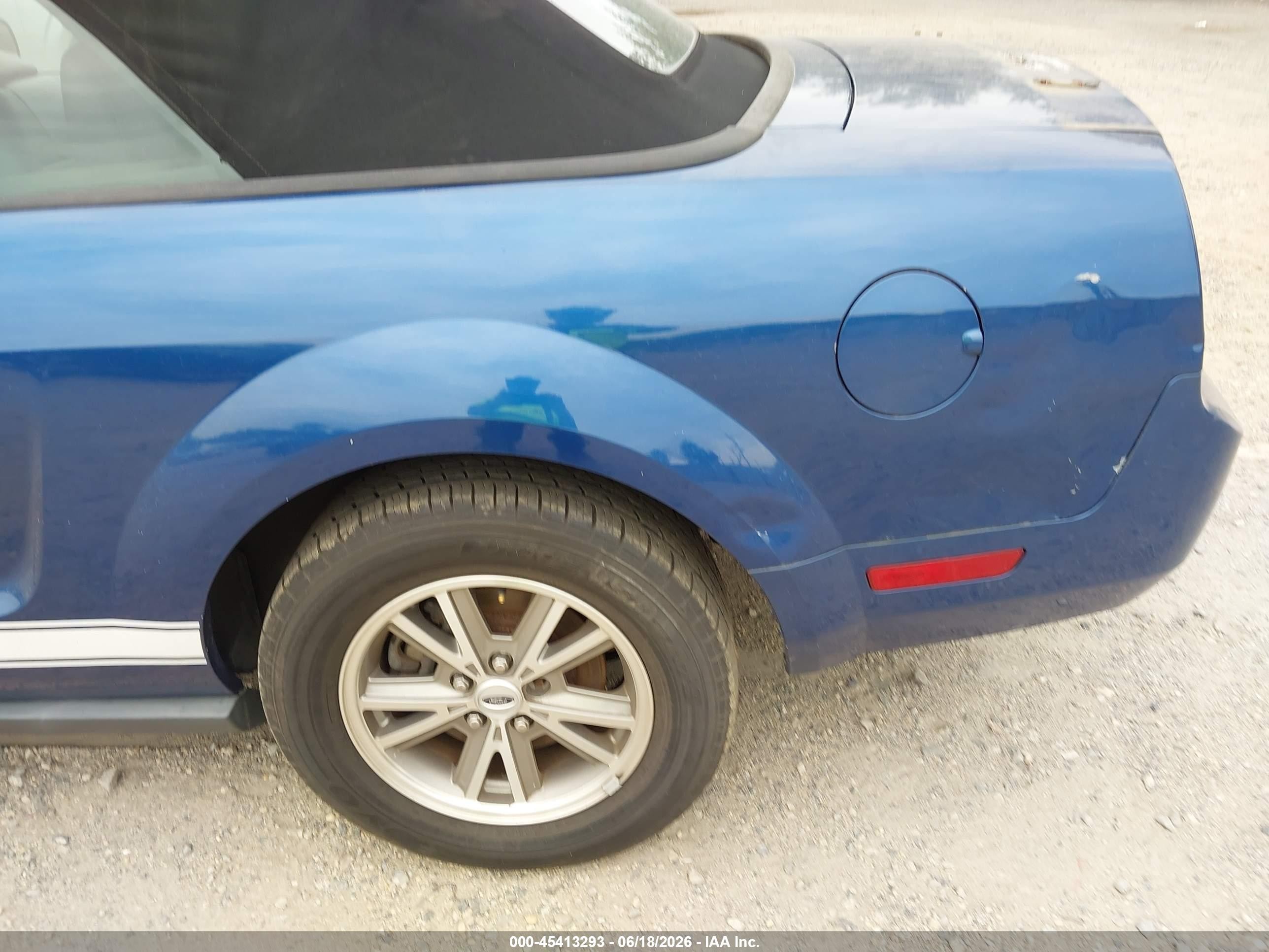 2007 Ford Mustang V6 Deluxe/v6 Premium Blue vin: 1ZVHT84N975197842
