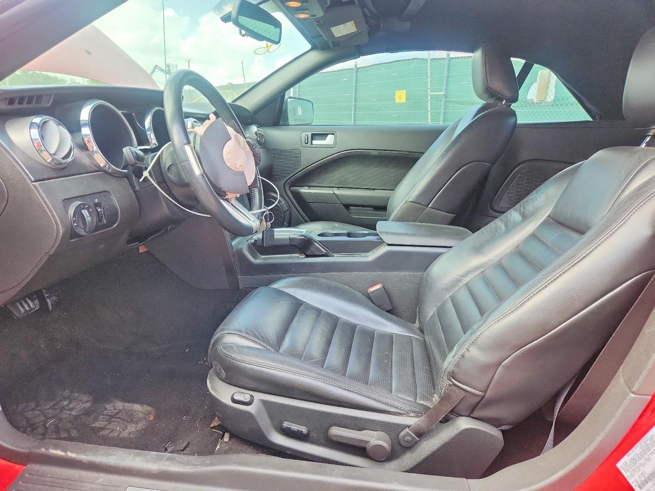 2007 Ford Mustang Gt Red vin: 1ZVHT85H275217566
