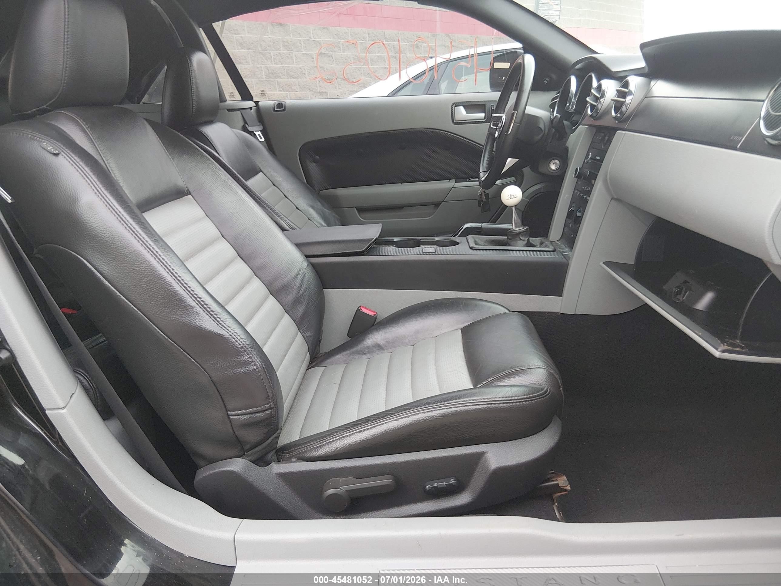 2009 Ford Mustang Gt/gt Premium Black vin: 1ZVHT85H295106888
