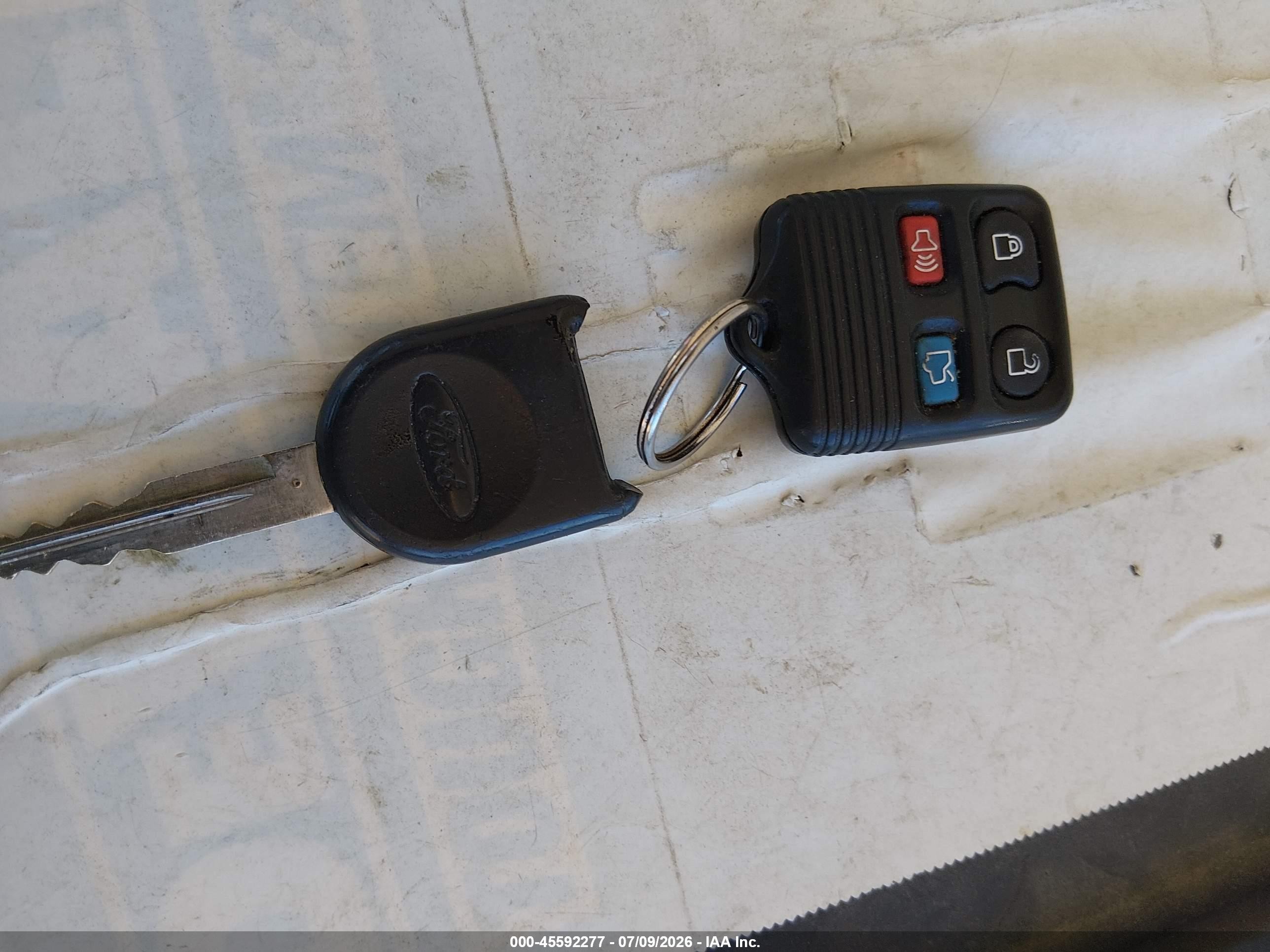 2007 Ford Mustang Gt Deluxe/gt Premium Черный vin: 1ZVHT85H375239365