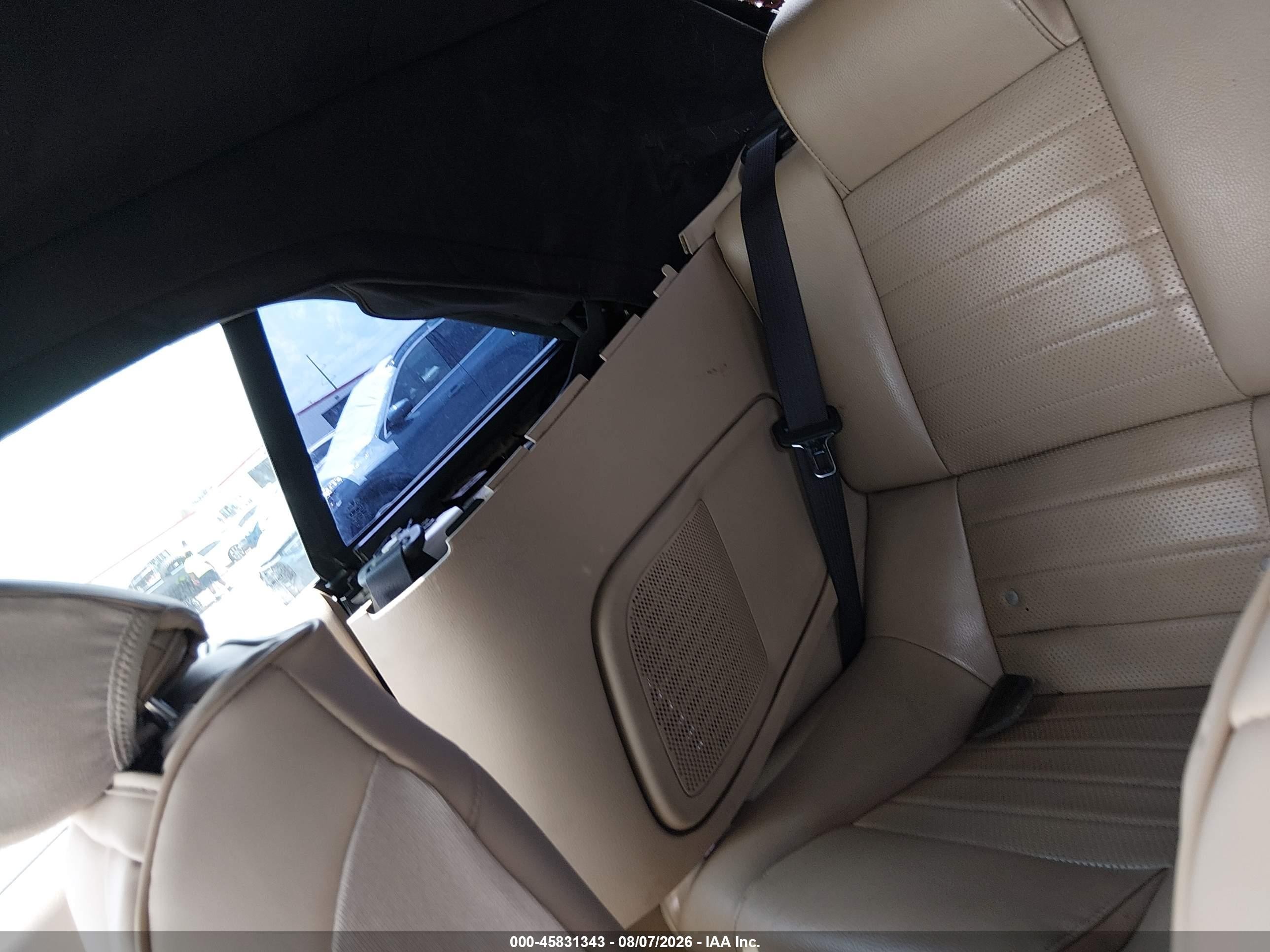 2005 Ford Mustang Gt Белый vin: 1ZVHT85H455203567