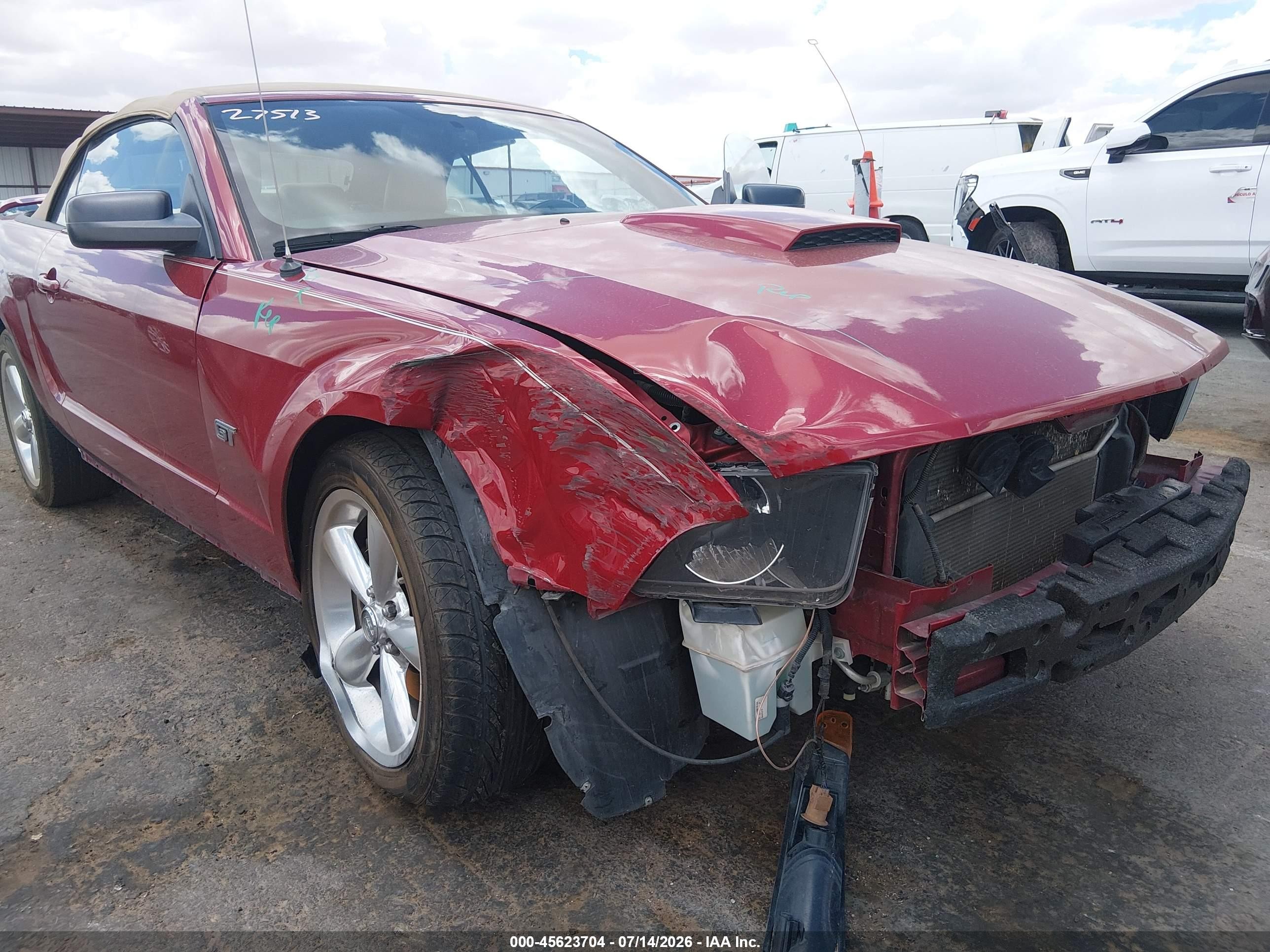 2008 Ford Mustang Gt Deluxe/gt Premium Red vin: 1ZVHT85H585200052
