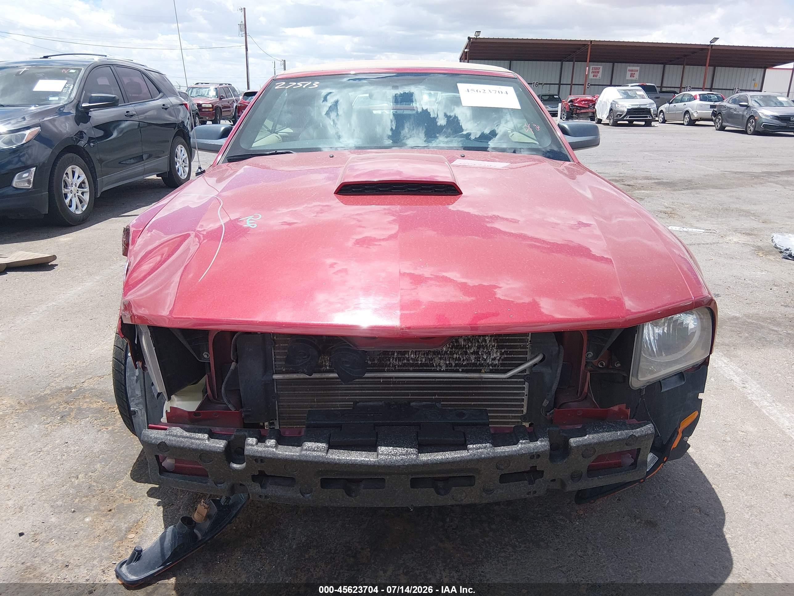2008 Ford Mustang Gt Deluxe/gt Premium Red vin: 1ZVHT85H585200052