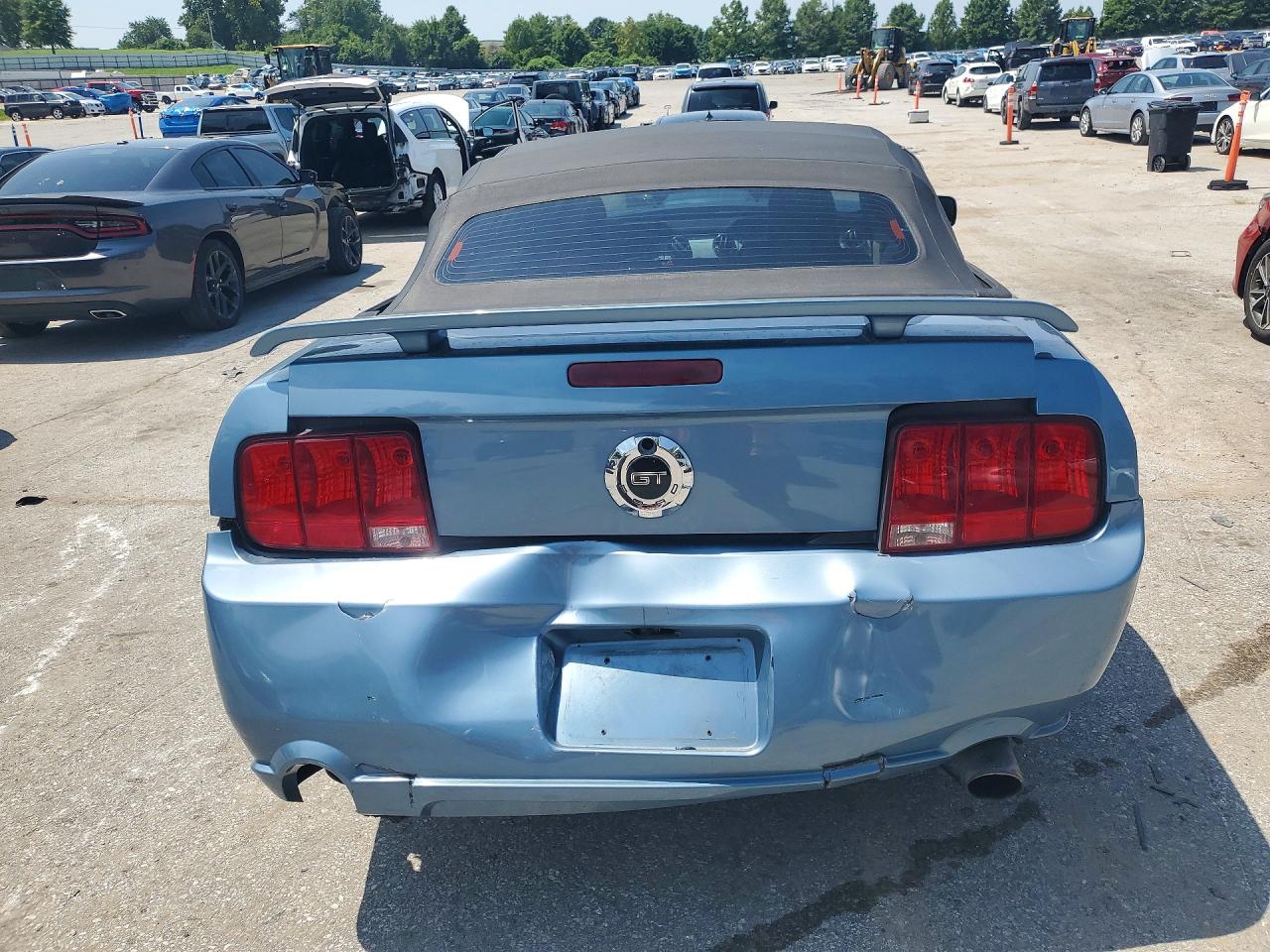 2005 Ford Mustang Gt Blue vin: 1ZVHT85H655248624