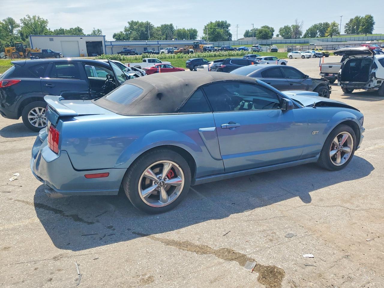 2005 Ford Mustang Gt Blue vin: 1ZVHT85H655248624