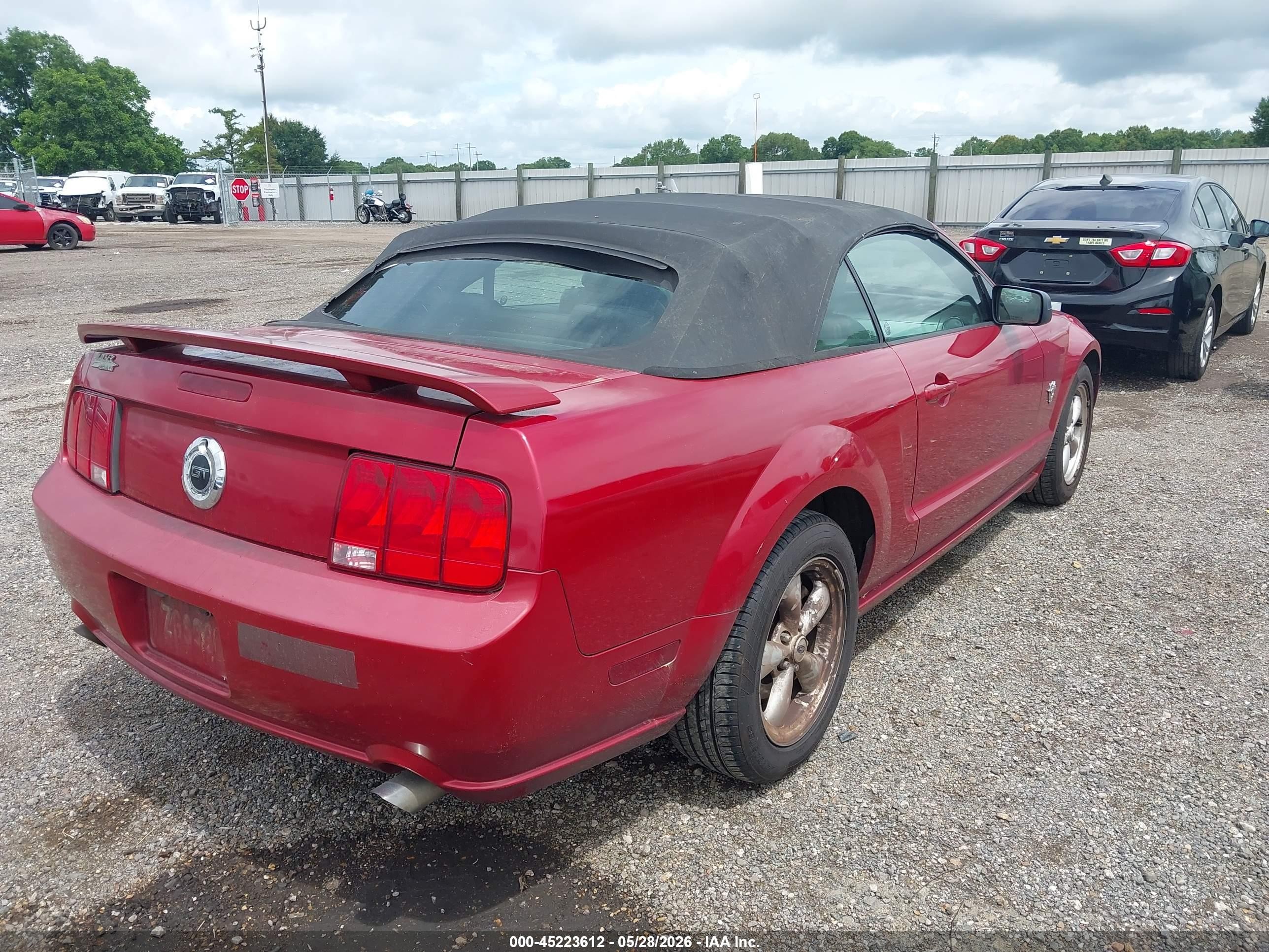 2009 Ford Mustang Gt Premium Silver vin: 1ZVHT85H695101399