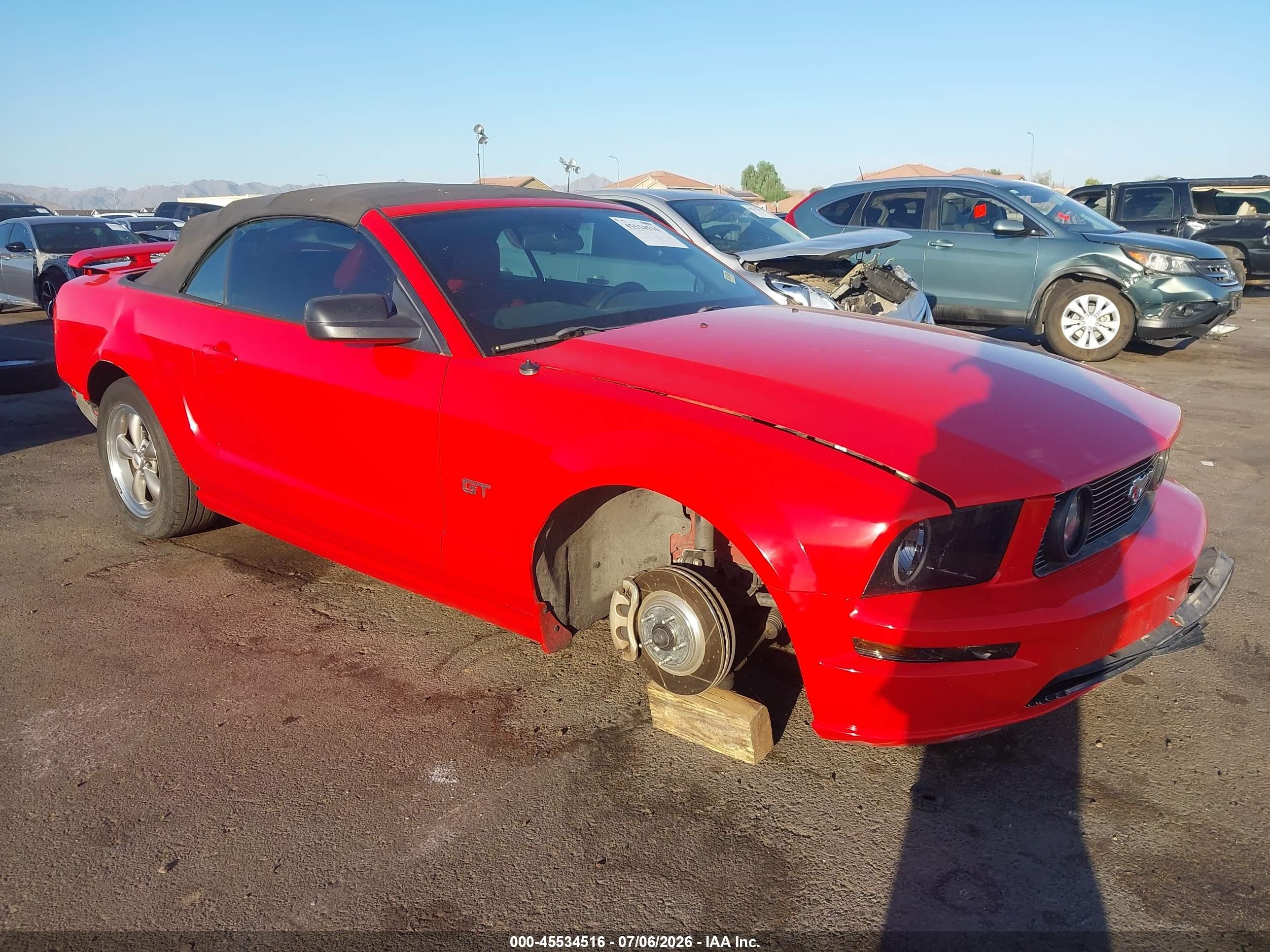 2006 Ford Mustang Gt Red vin: 1ZVHT85H965110156