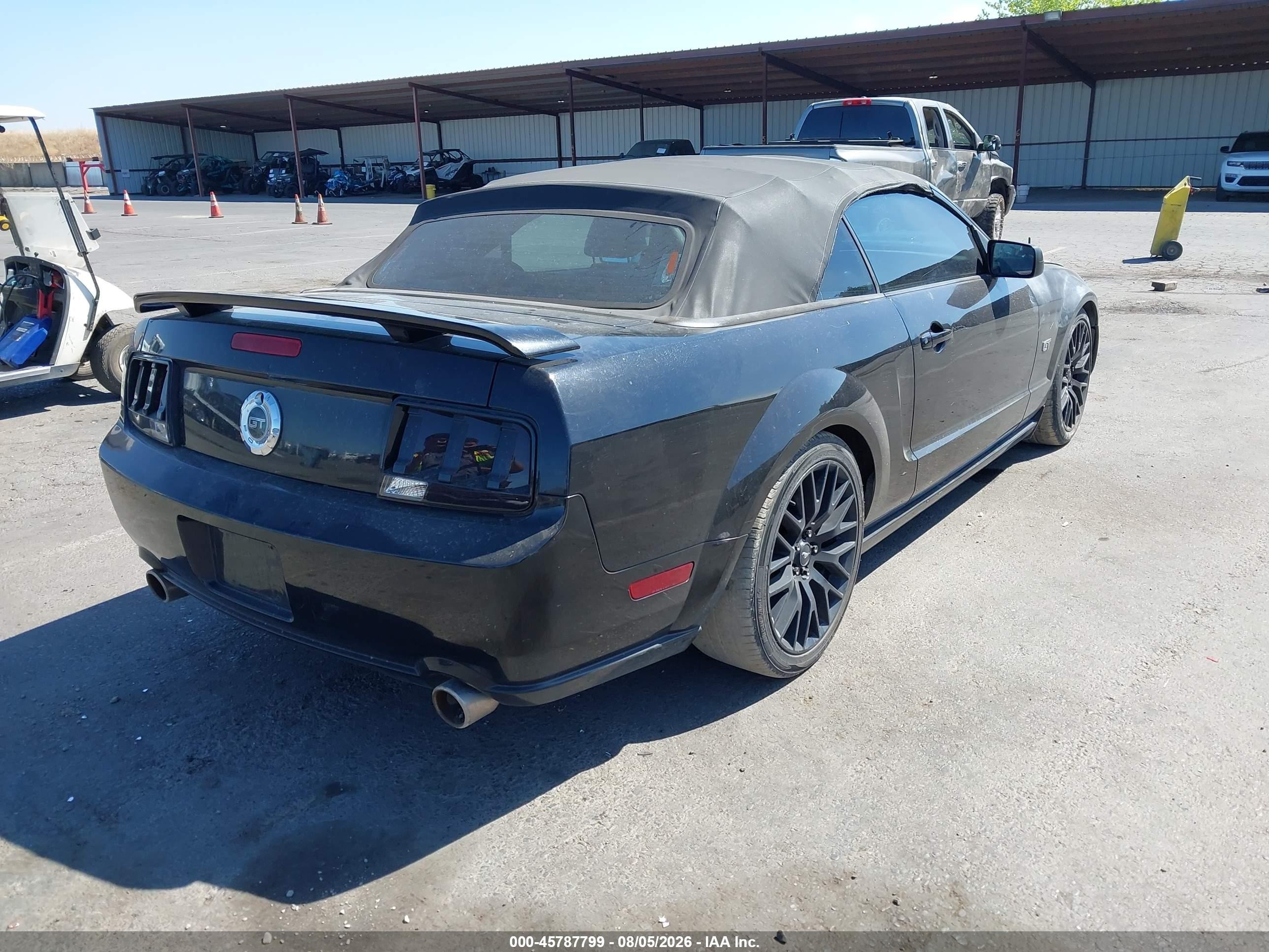 2007 Ford Mustang Gt Deluxe/gt Premium Black vin: 1ZVHT85HX75338278