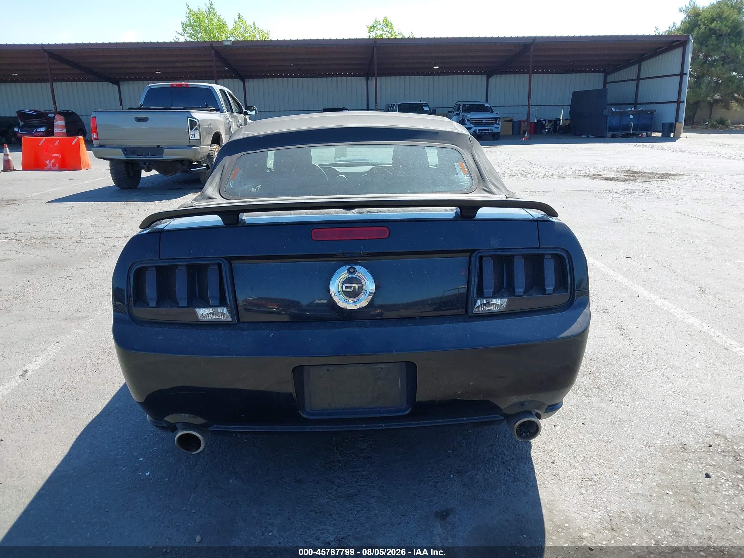 2007 Ford Mustang Gt Deluxe/gt Premium Black vin: 1ZVHT85HX75338278