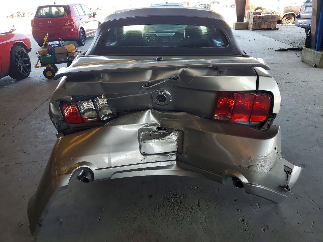 2009 Ford Mustang Gt Gray vin: 1ZVHT85HX95105617