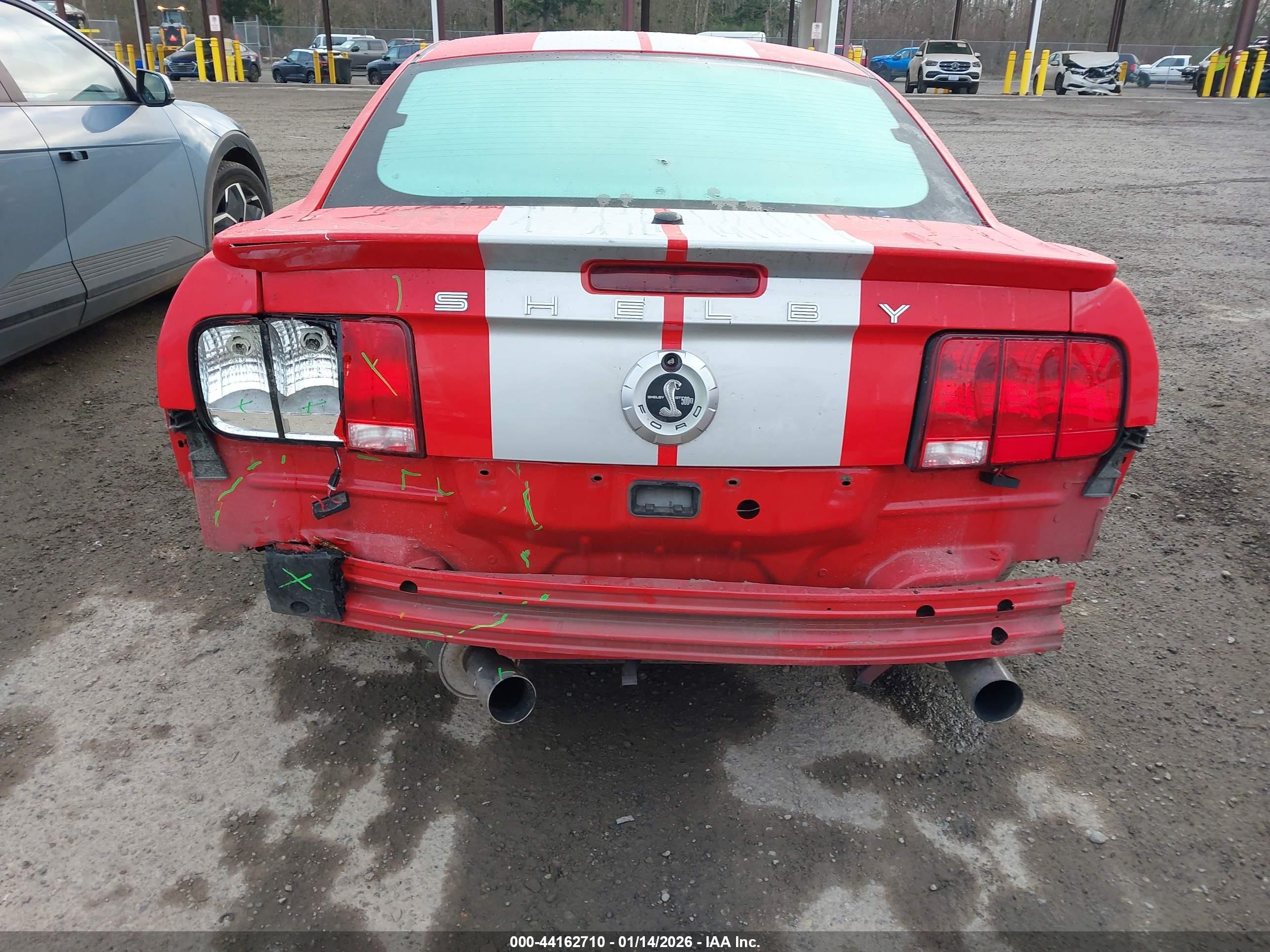 2009 Ford Shelby Gt500   Red vin: 1ZVHT88S095144613