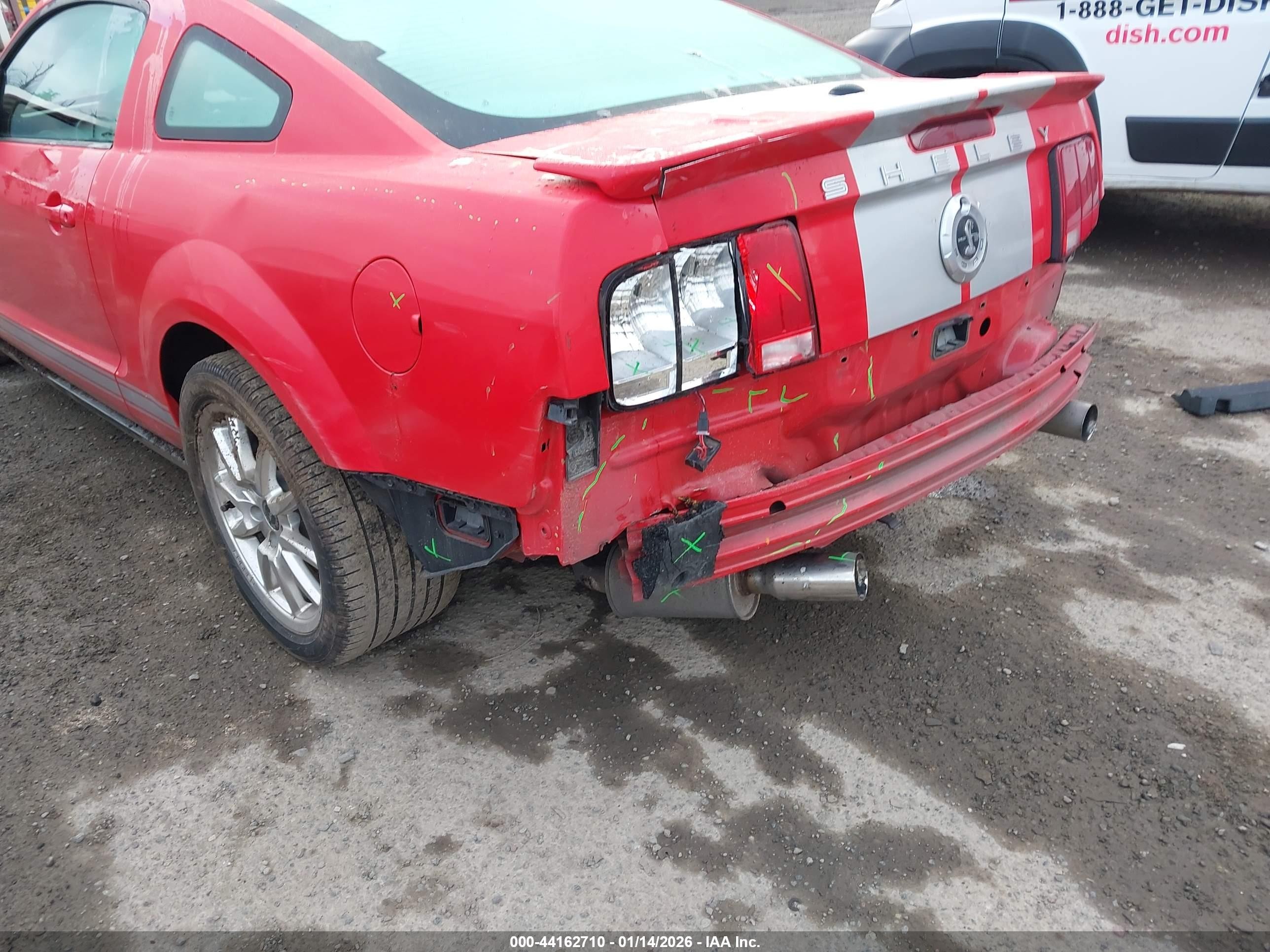 2009 Ford Shelby Gt500   Red vin: 1ZVHT88S095144613