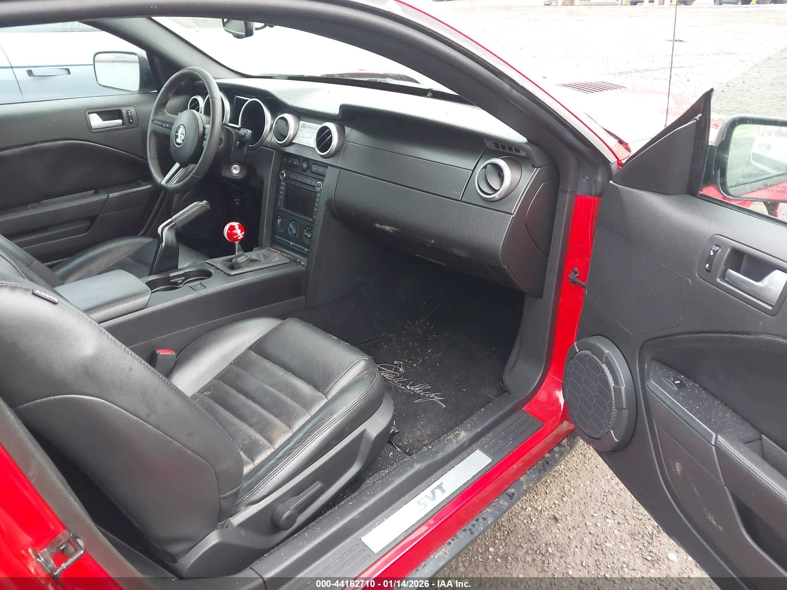 2009 Ford Shelby Gt500   Red vin: 1ZVHT88S095144613