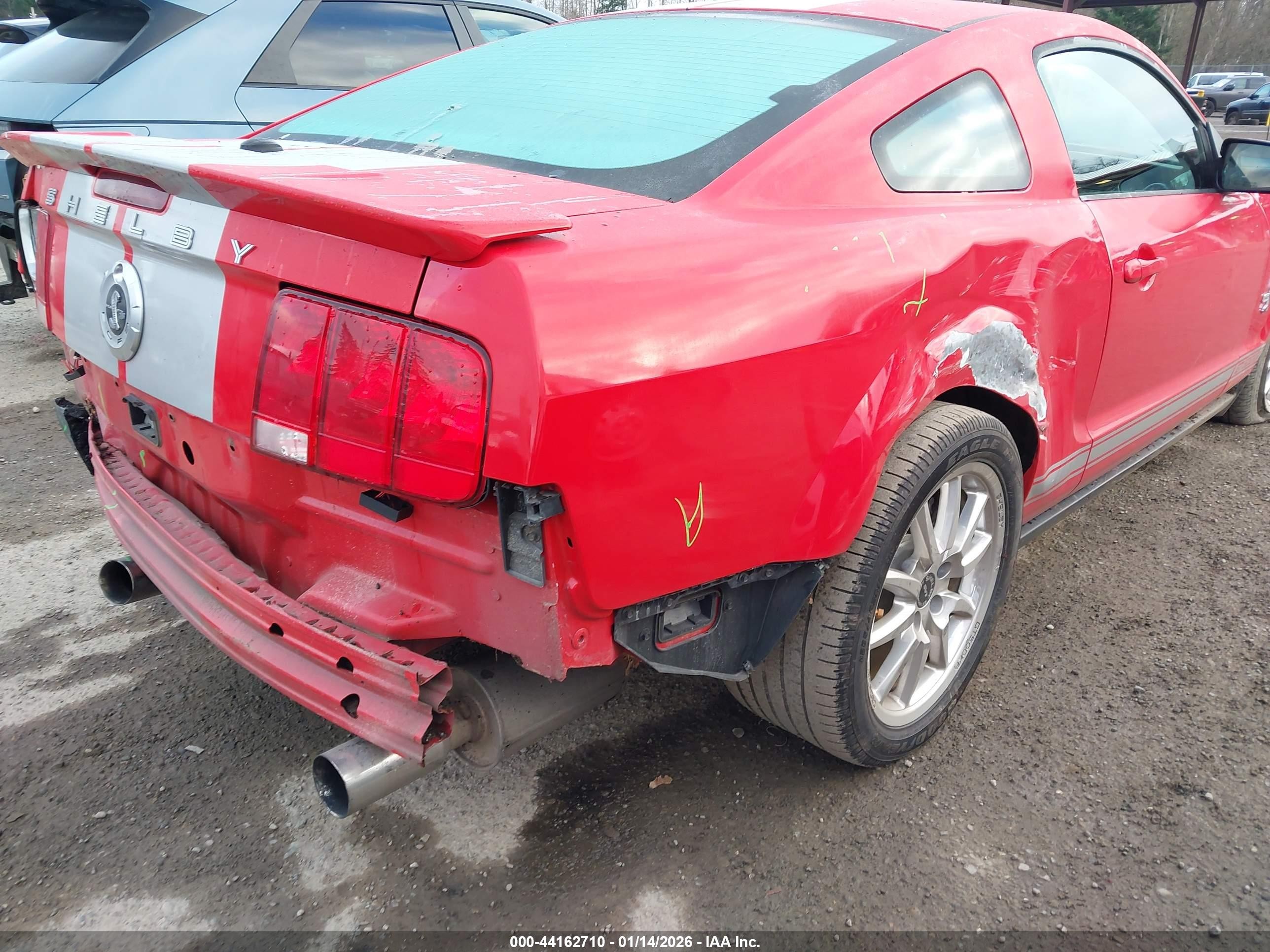 2009 Ford Shelby Gt500   Red vin: 1ZVHT88S095144613