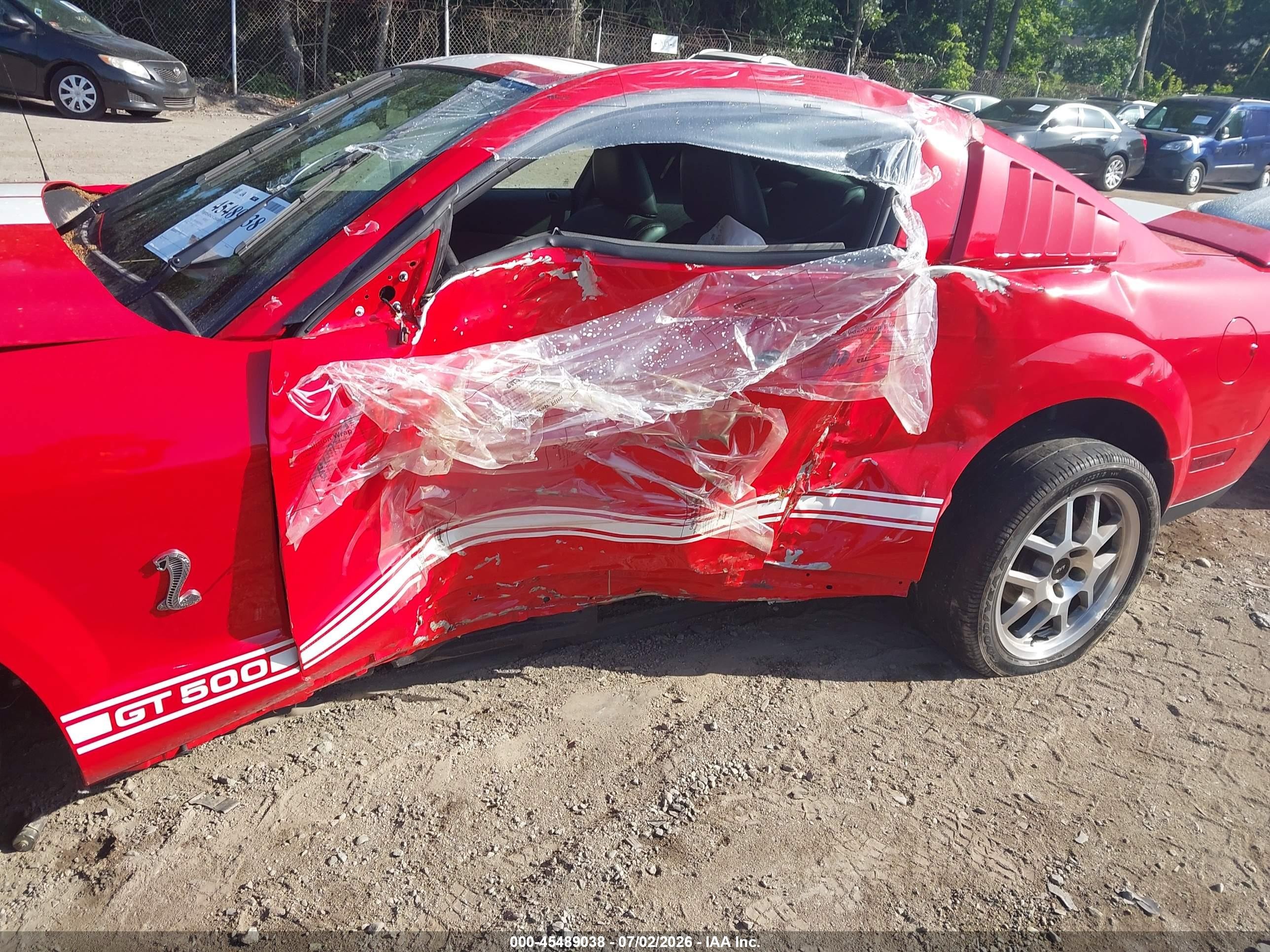 2007 Ford Shelby Gt500   Red vin: 1ZVHT88S475205507
