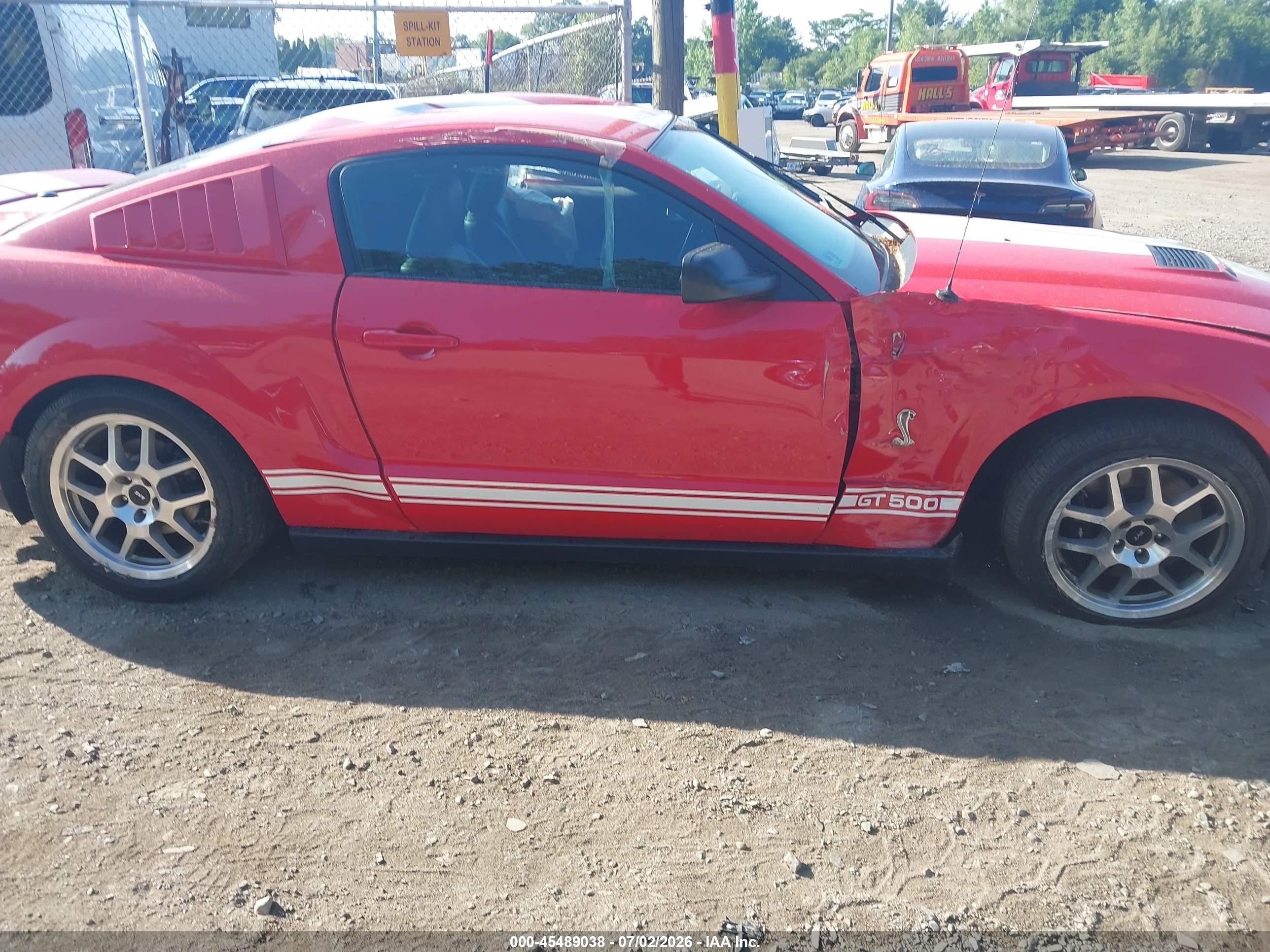 2007 Ford Shelby Gt500   Red vin: 1ZVHT88S475205507