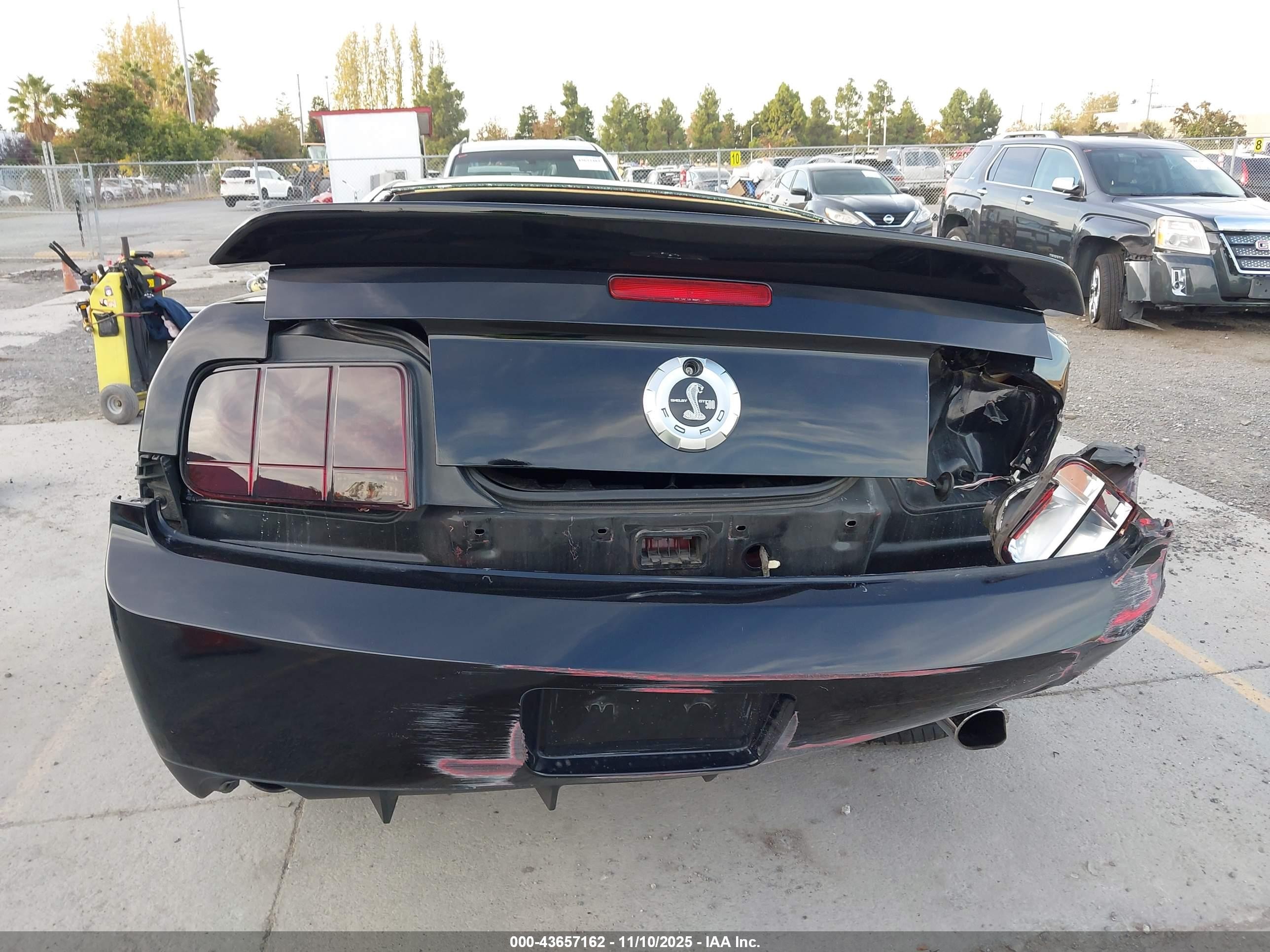 2007 Ford Shelby Gt500   Черный vin: 1ZVHT88S675260329