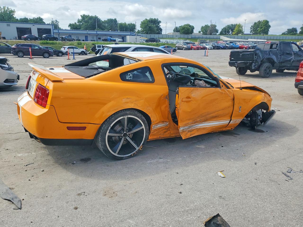 2007 Ford Mustang Shelby Gt500 Желтый vin: 1ZVHT88S775300224