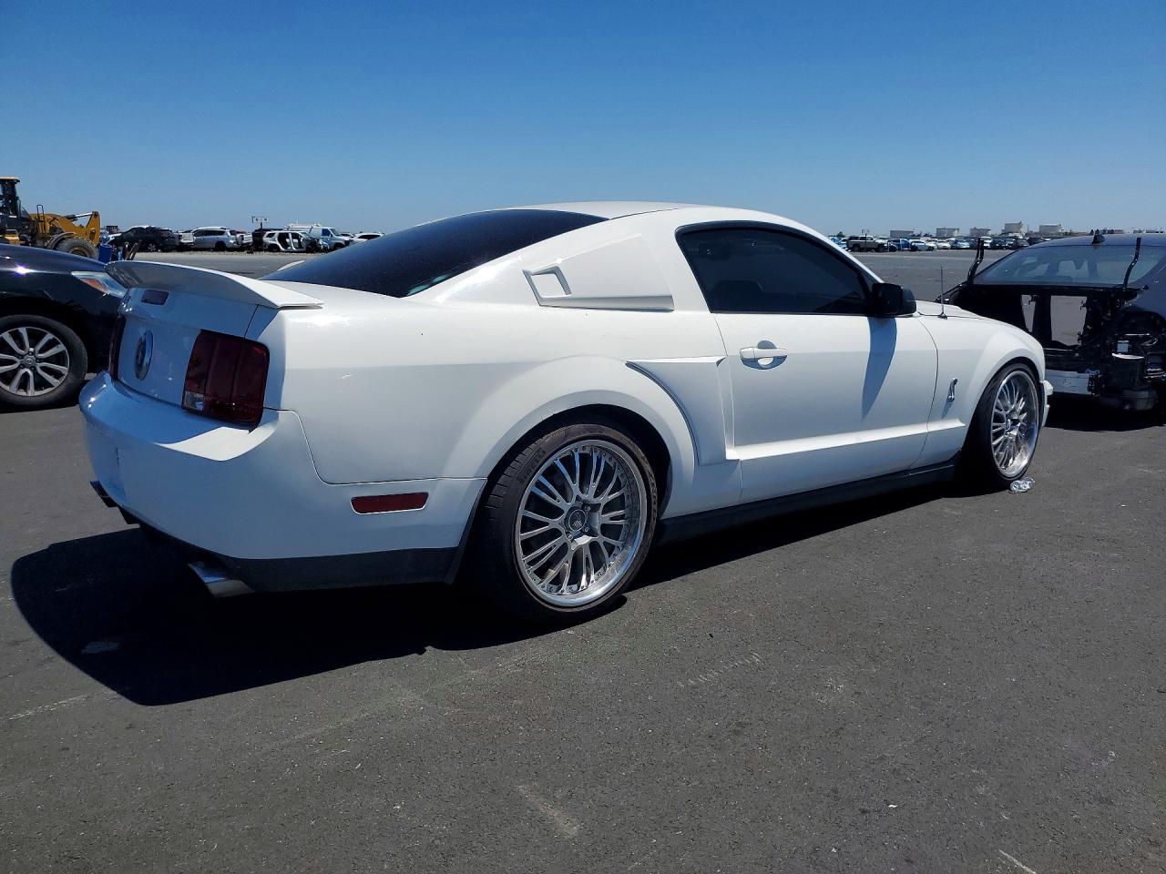 2007 Ford Mustang Shelby Gt500 White vin: 1ZVHT88S875205493