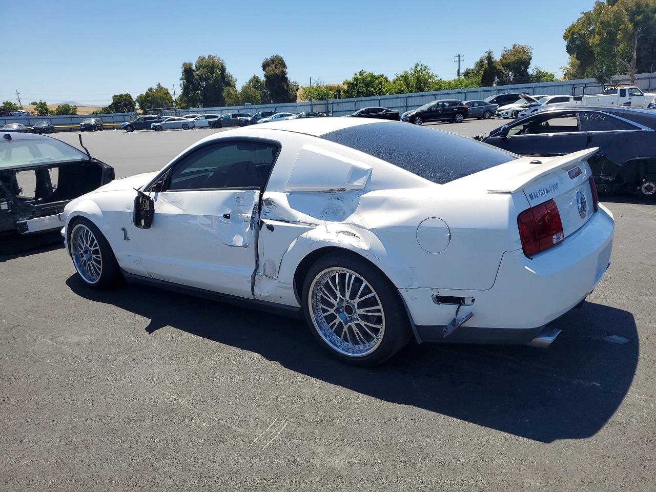 2007 Ford Mustang Shelby Gt500 White vin: 1ZVHT88S875205493