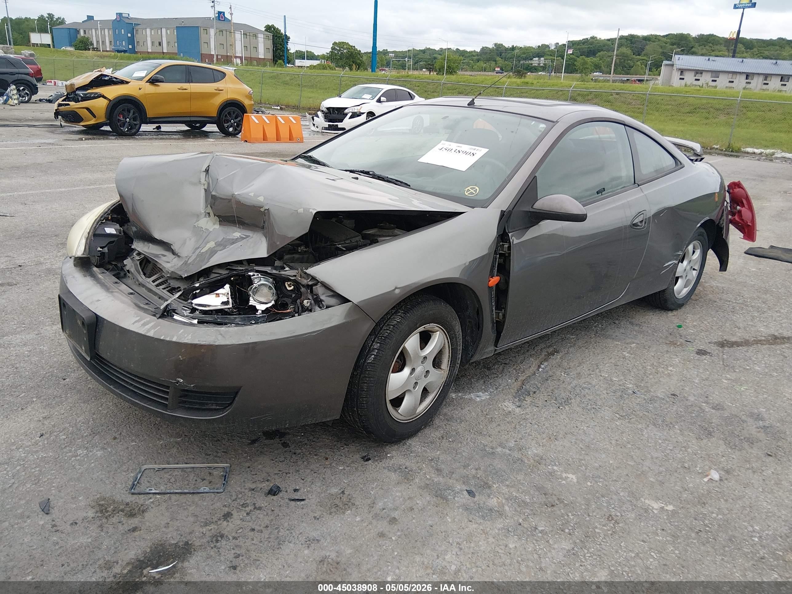 2001 Mercury Cougar I4 Gray vin: 1ZWFT603315606971