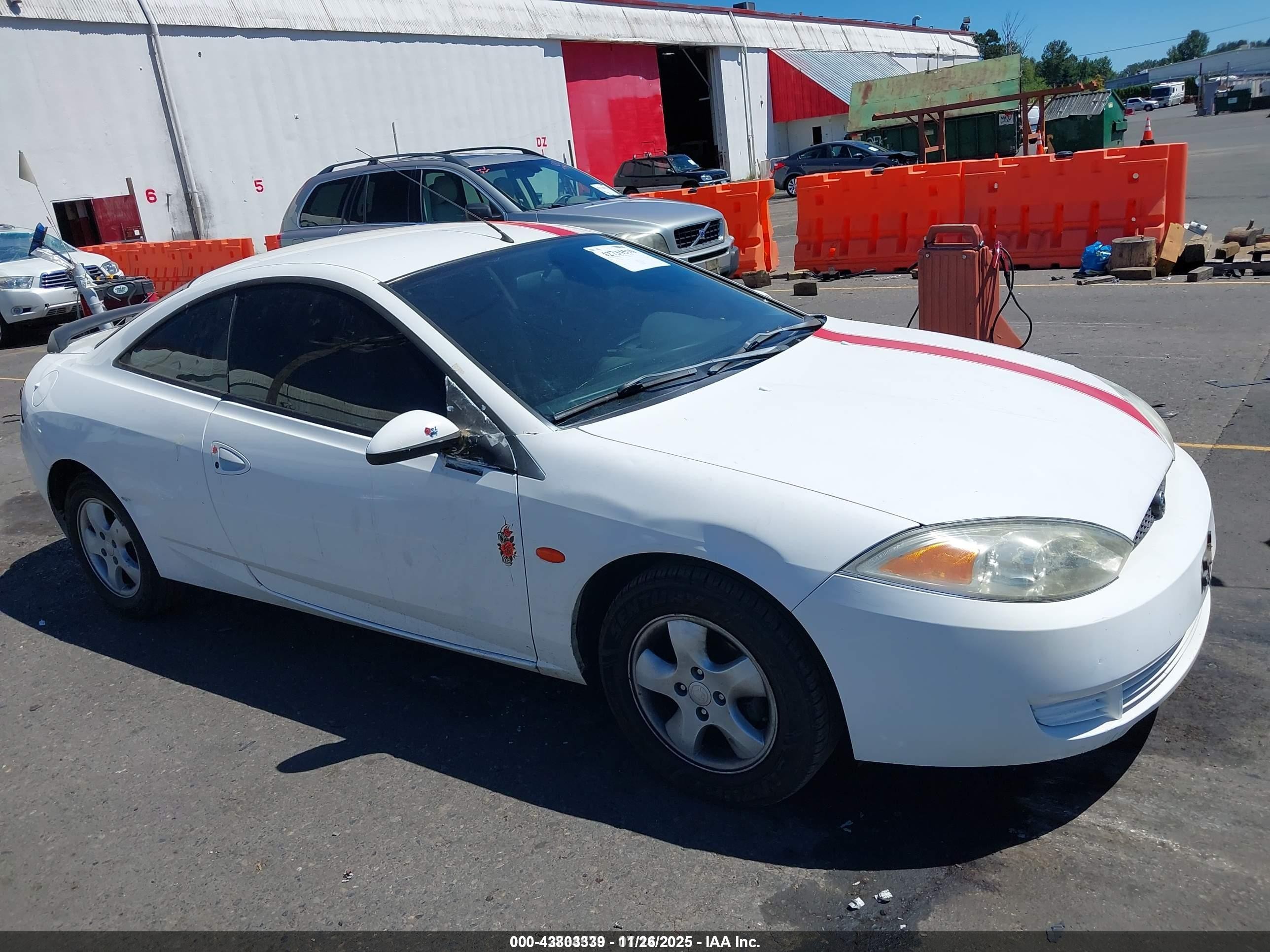 2001 Mercury Cougar I4 White vin: 1ZWFT603715604222