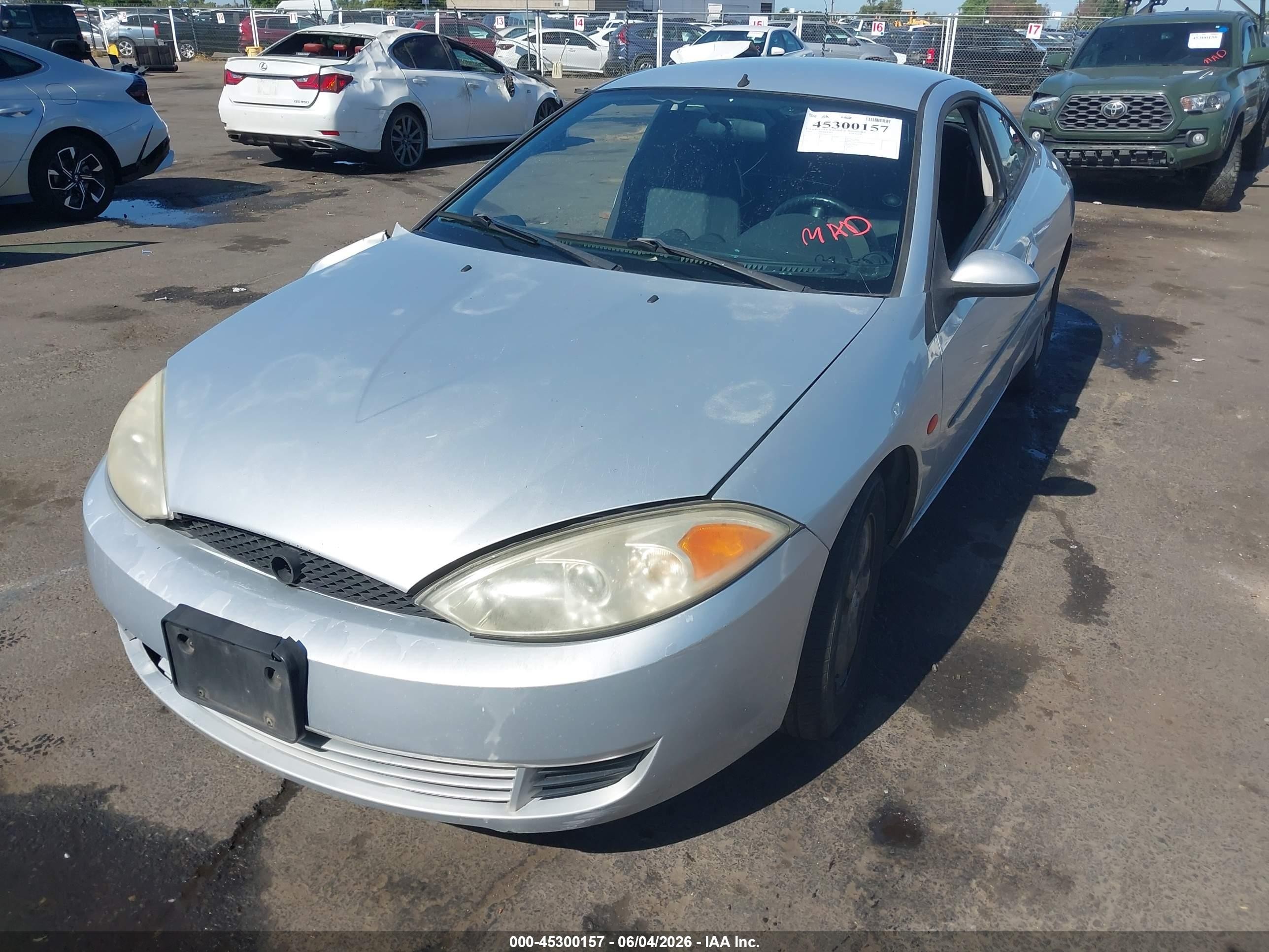 2002 Mercury Cougar V6 Silver vin: 1ZWFT61L025601274