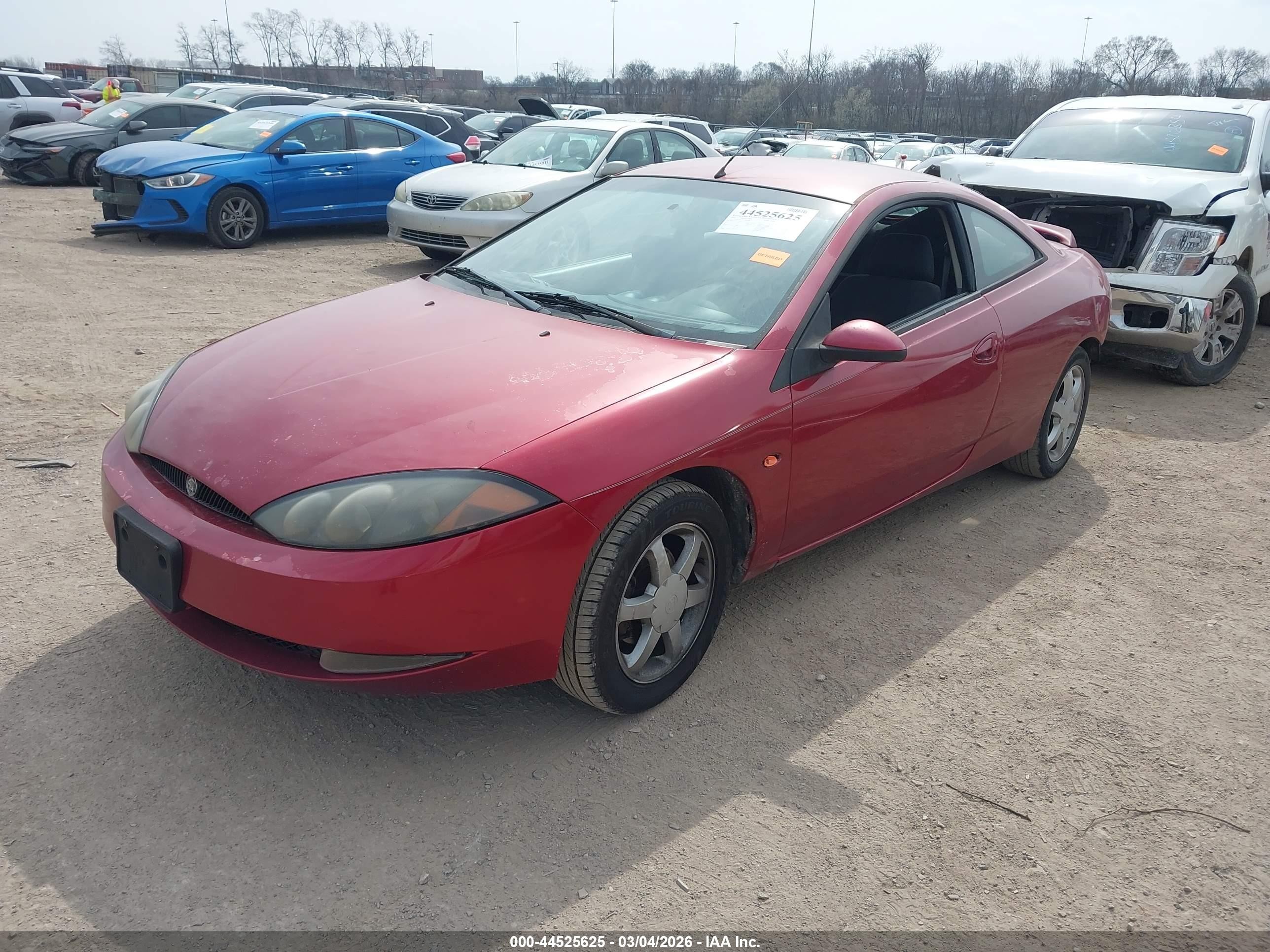 2000 Mercury Cougar V6 Burgundy vin: 1ZWFT61L2Y5647505