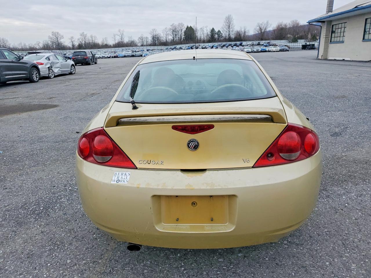2000 Mercury Cougar Gold vin: 1ZWFT61LXY5615949