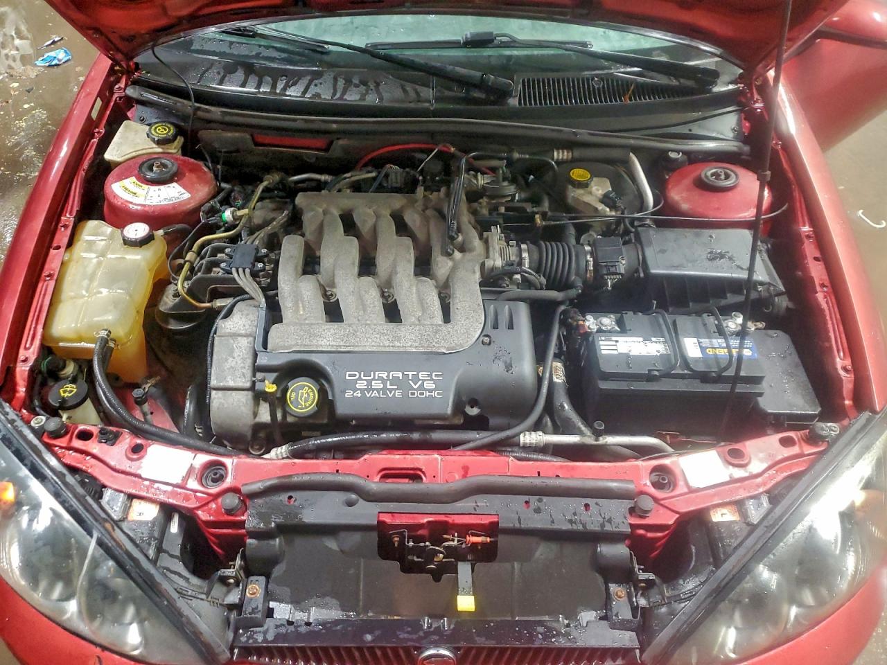 2000 Mercury Cougar V6 Red vin: 1ZWHT61L3Y5626140