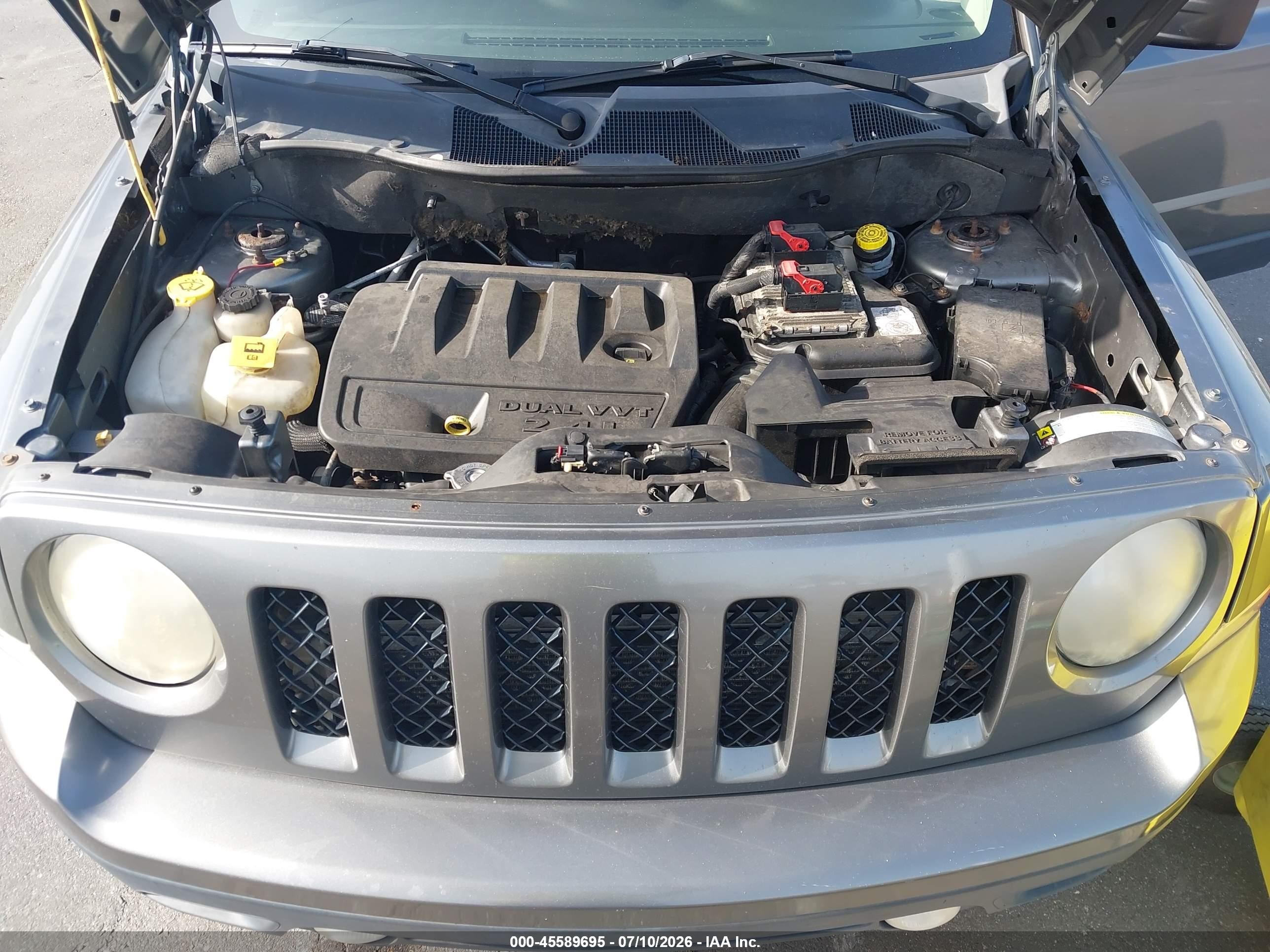 2012 Jeep Patriot Latitude Серый vin: 1c4njrfb4cd685102