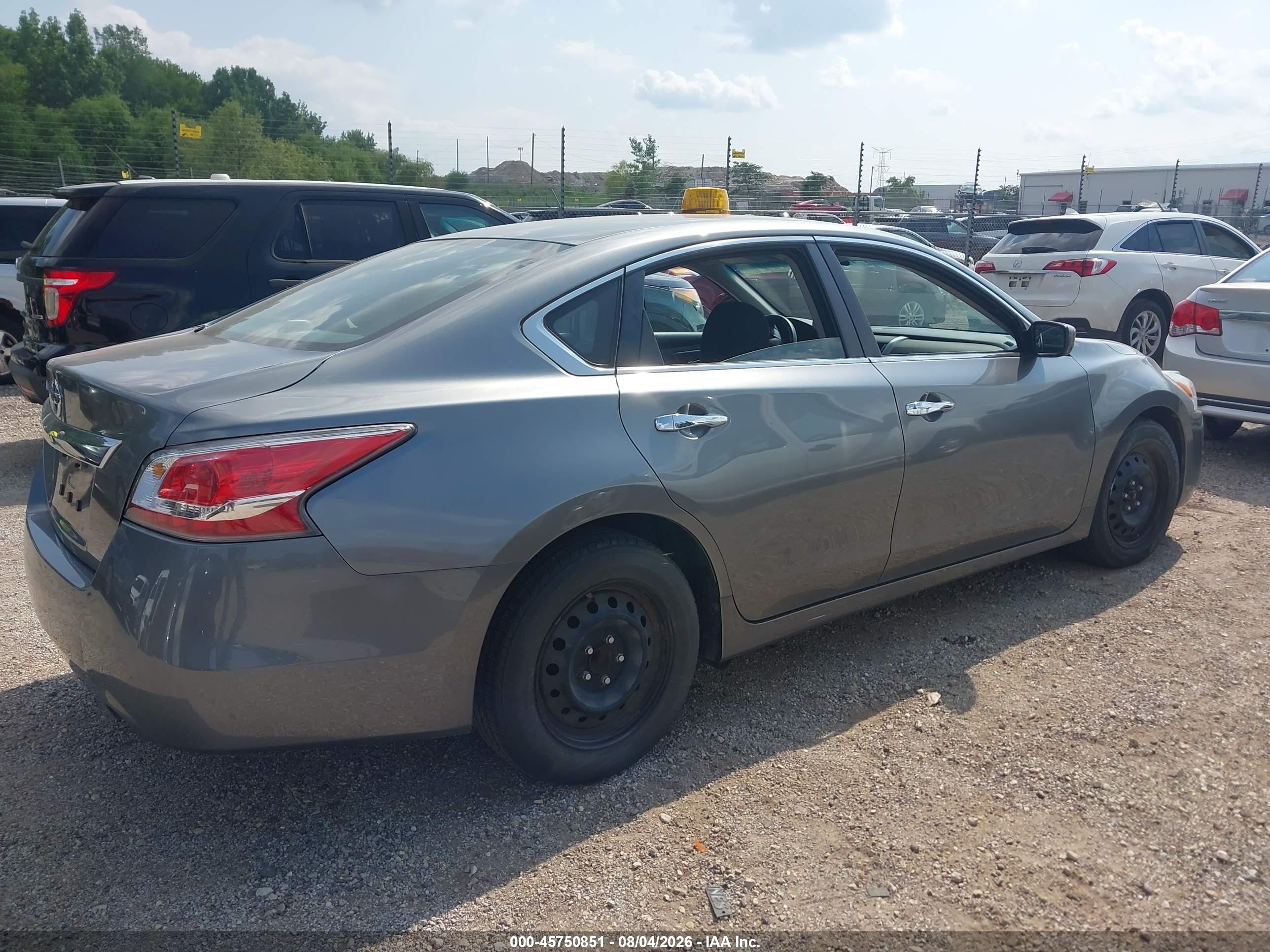 2015 Nissan Altima 2.5/s/sv/sl Silver vin: 1n4al3ap4fc579645