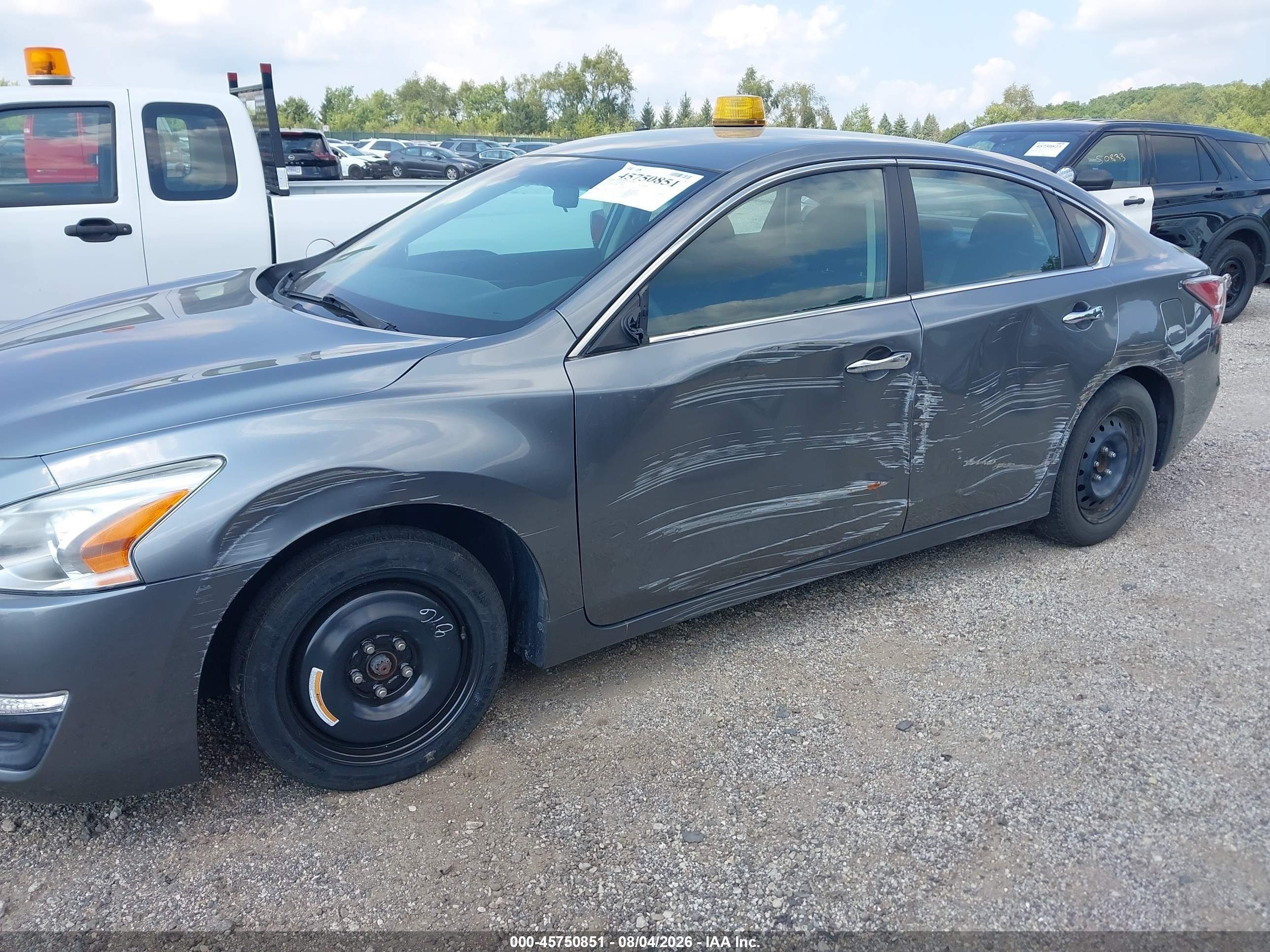 2015 Nissan Altima 2.5/s/sv/sl Silver vin: 1n4al3ap4fc579645