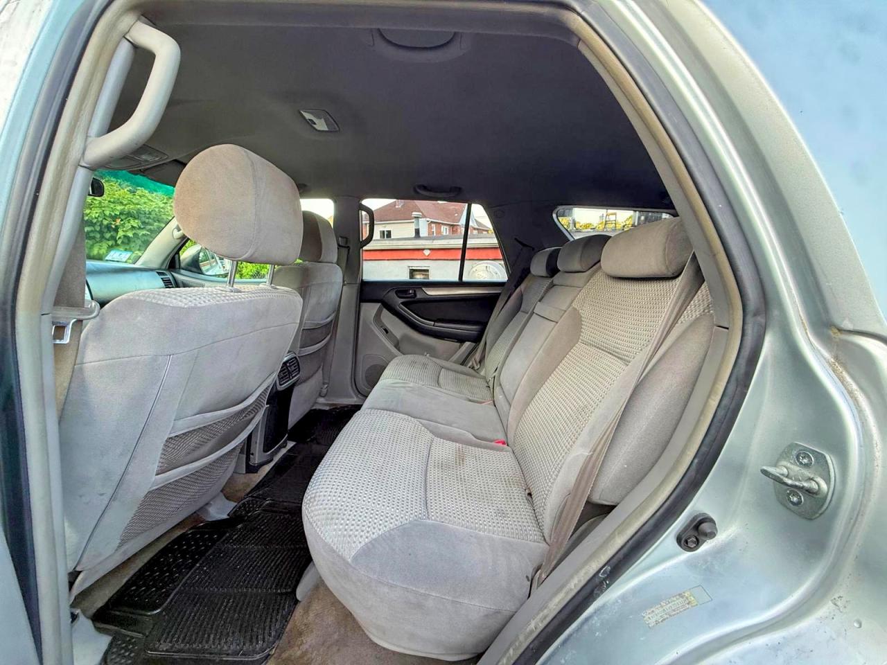 2005 Toyota 4runner Sr5 Silver vin: JTEBU14RX50066263