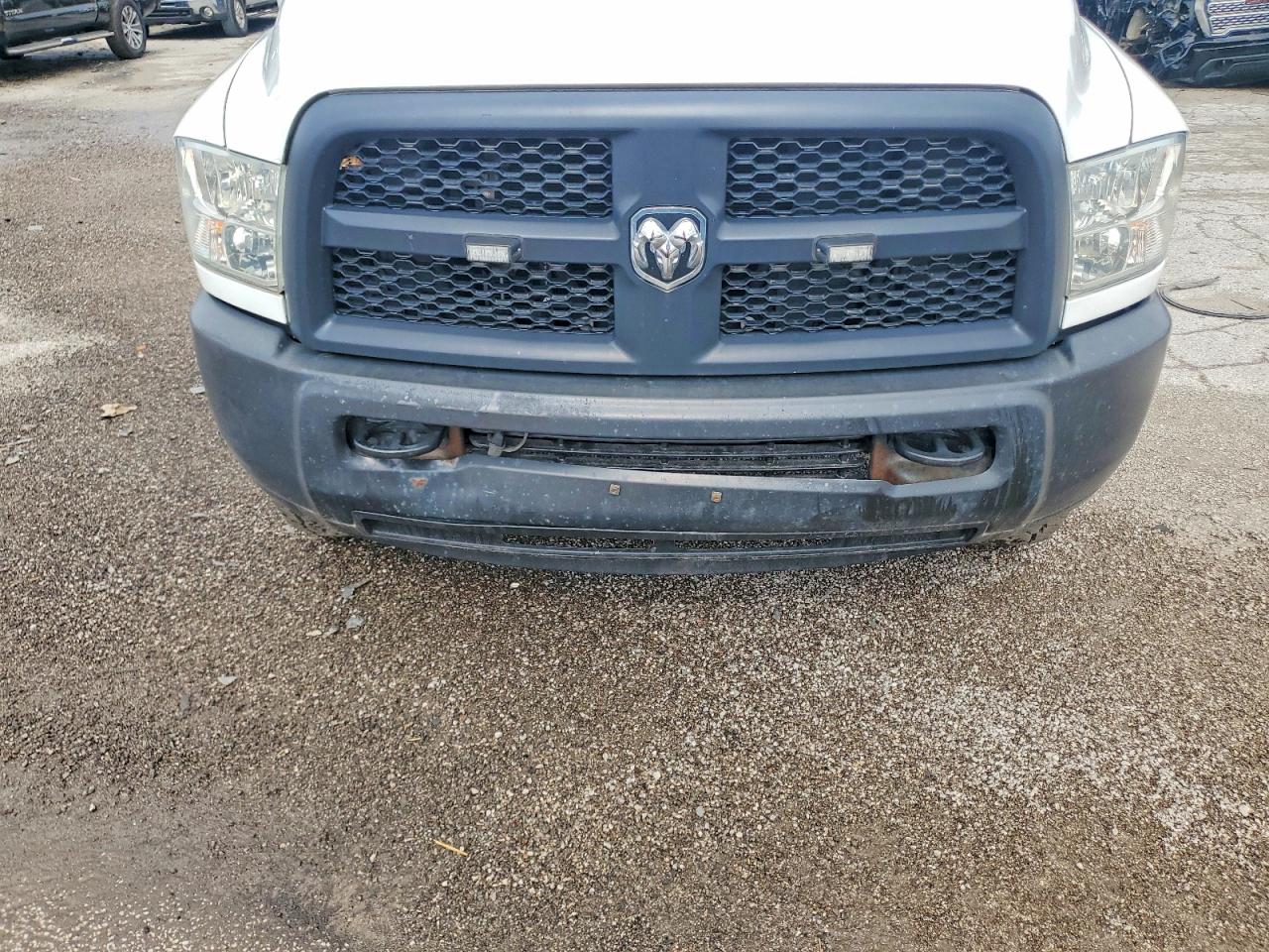2014 Ram 2500 St White vin: 3C6TR5CT5EG207628