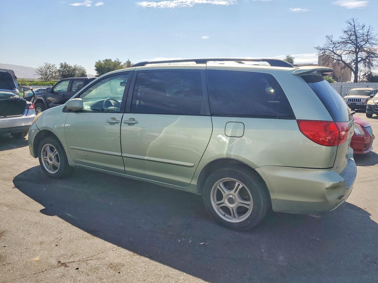 2006 Toyota Sienna Xle 7 Passenger Green vin: 5TDBA22C86S075799
