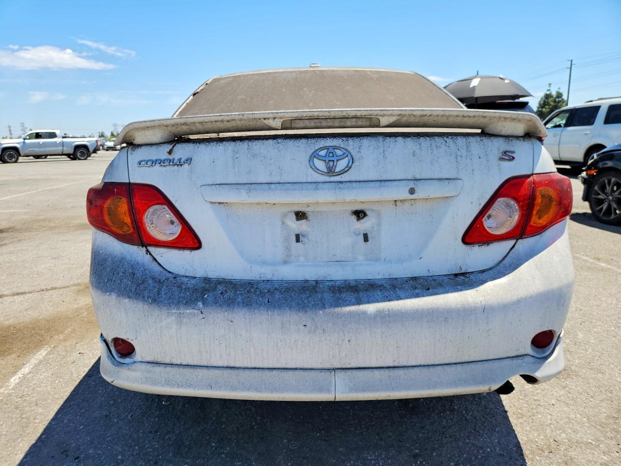 2010 Toyota Corolla S White vin: 1NXBU4EE7AZ263682