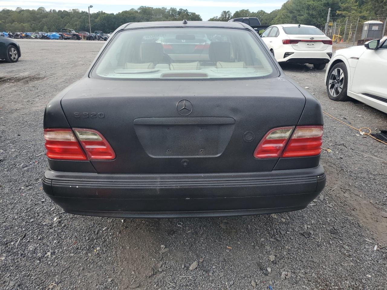 2000 Mercedes-benz E 320 Черный vin: WDBJF65JXYB111970