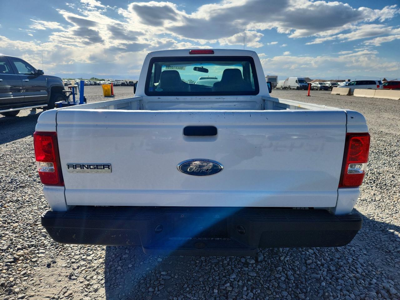 2006 Ford Ranger White vin: 1FTYR10D06PA49619