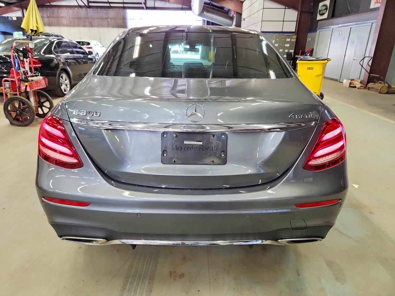 2017 Mercedes-benz E 300 4matic Gray vin: WDDZF4KB9HA030976