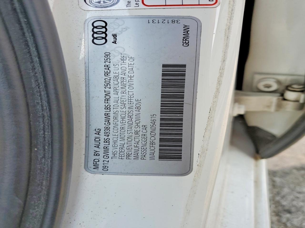 2013 Audi A6 Premium White vin: WAUCFBFCXDN054615