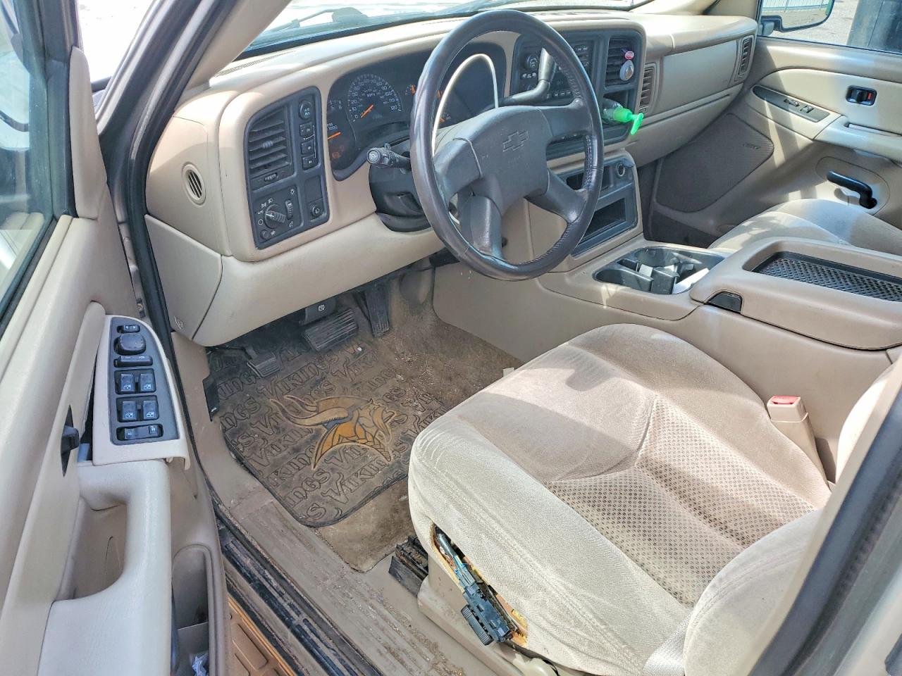 2003 Chevrolet Suburban K2500 Tan vin: 3GNGK26U03G153354