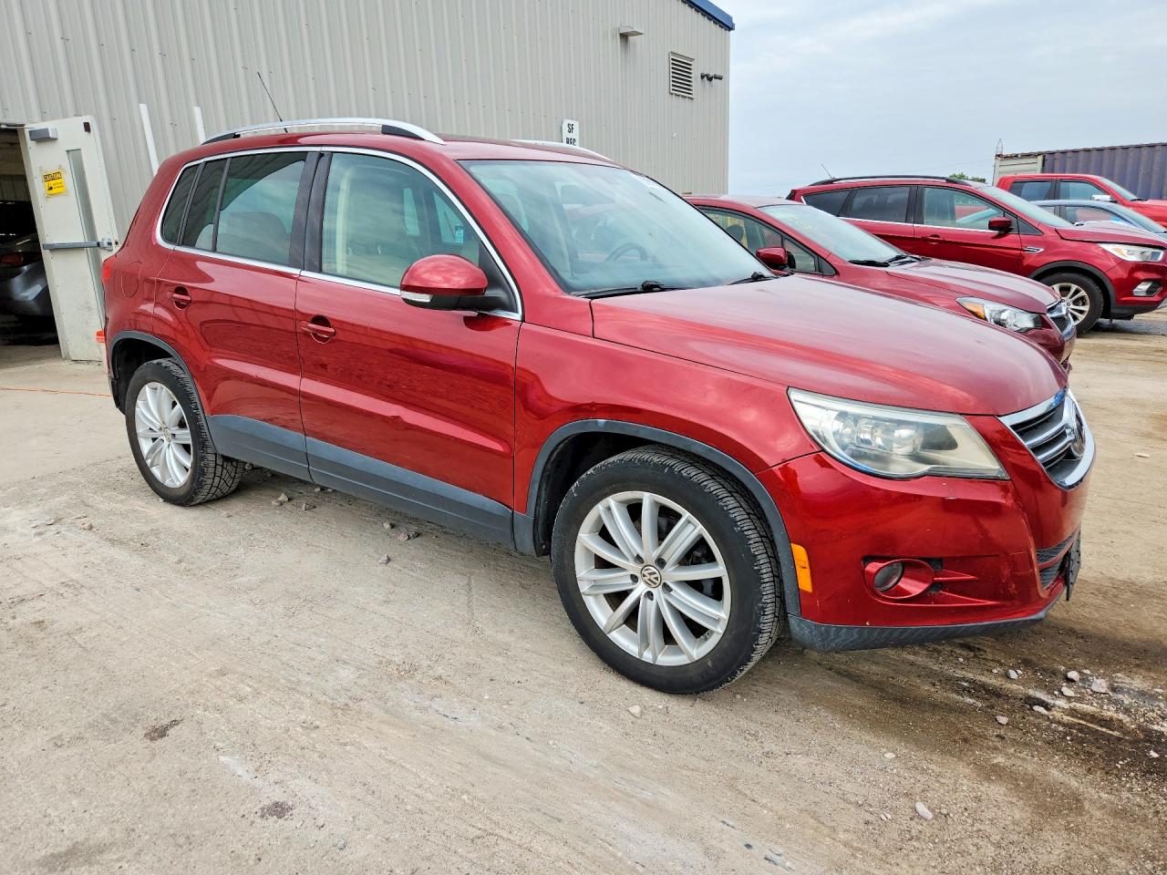 2009 Volkswagen Tiguan Se Красный vin: WVGBV75N49W537290