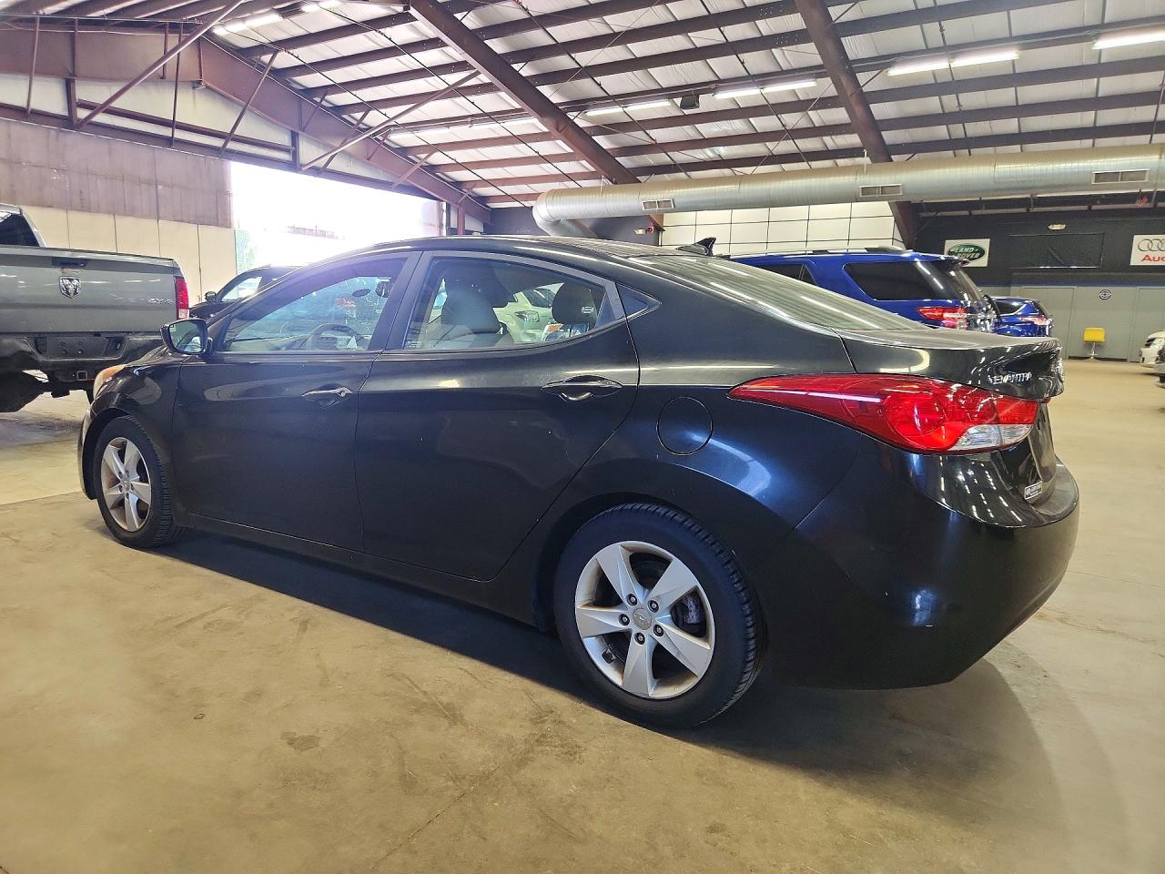 2013 Hyundai Elantra Gls Черный vin: KMHDH4AE2DU575125