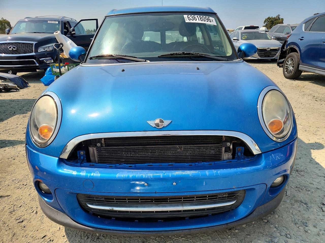 2011 Mini Cooper Clubman Blue vin: WMWZF3C5XBT267515