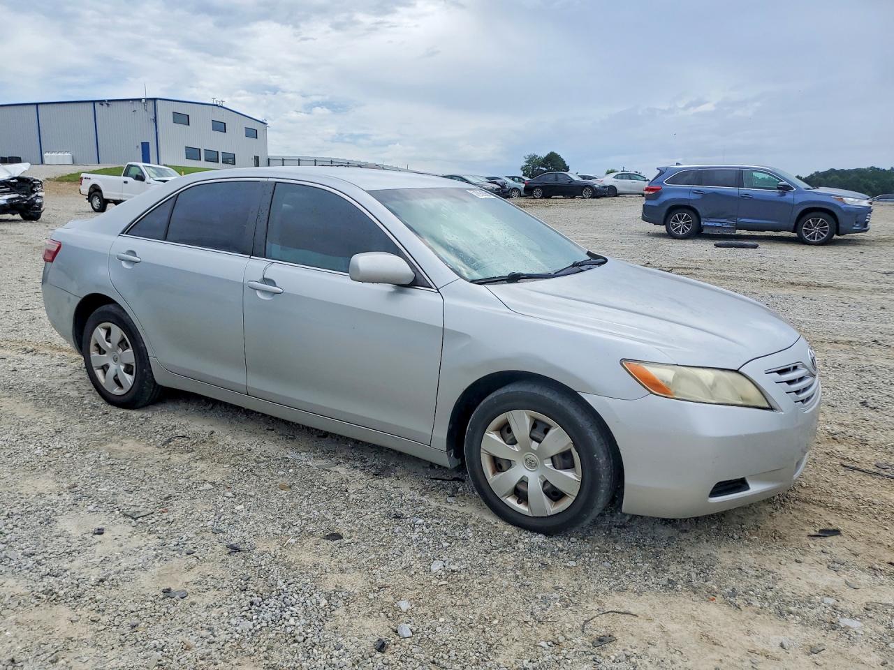 2007 Toyota Camry Le Silver vin: 4T1BE46K87U652745