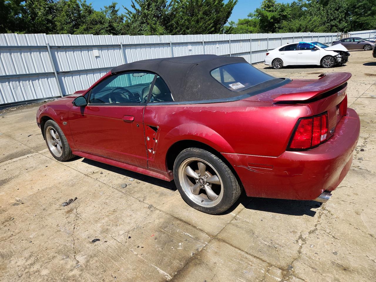 2003 Ford Mustang Gt Red vin: 1FAFP45X63F380696