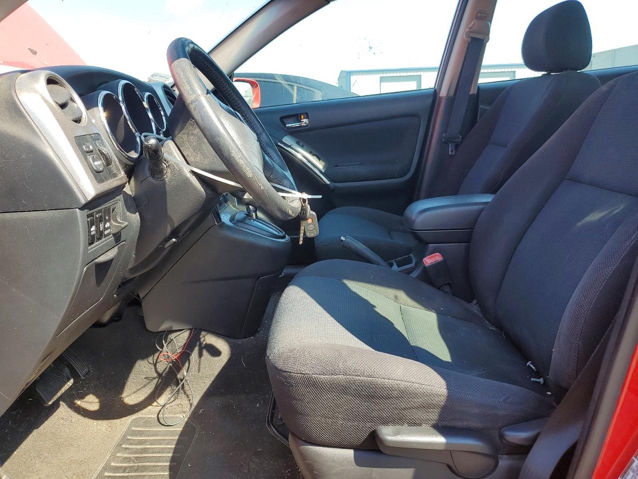 2008 Toyota Corolla Matrix Xr Red vin: 2T1KR30EX8C714280