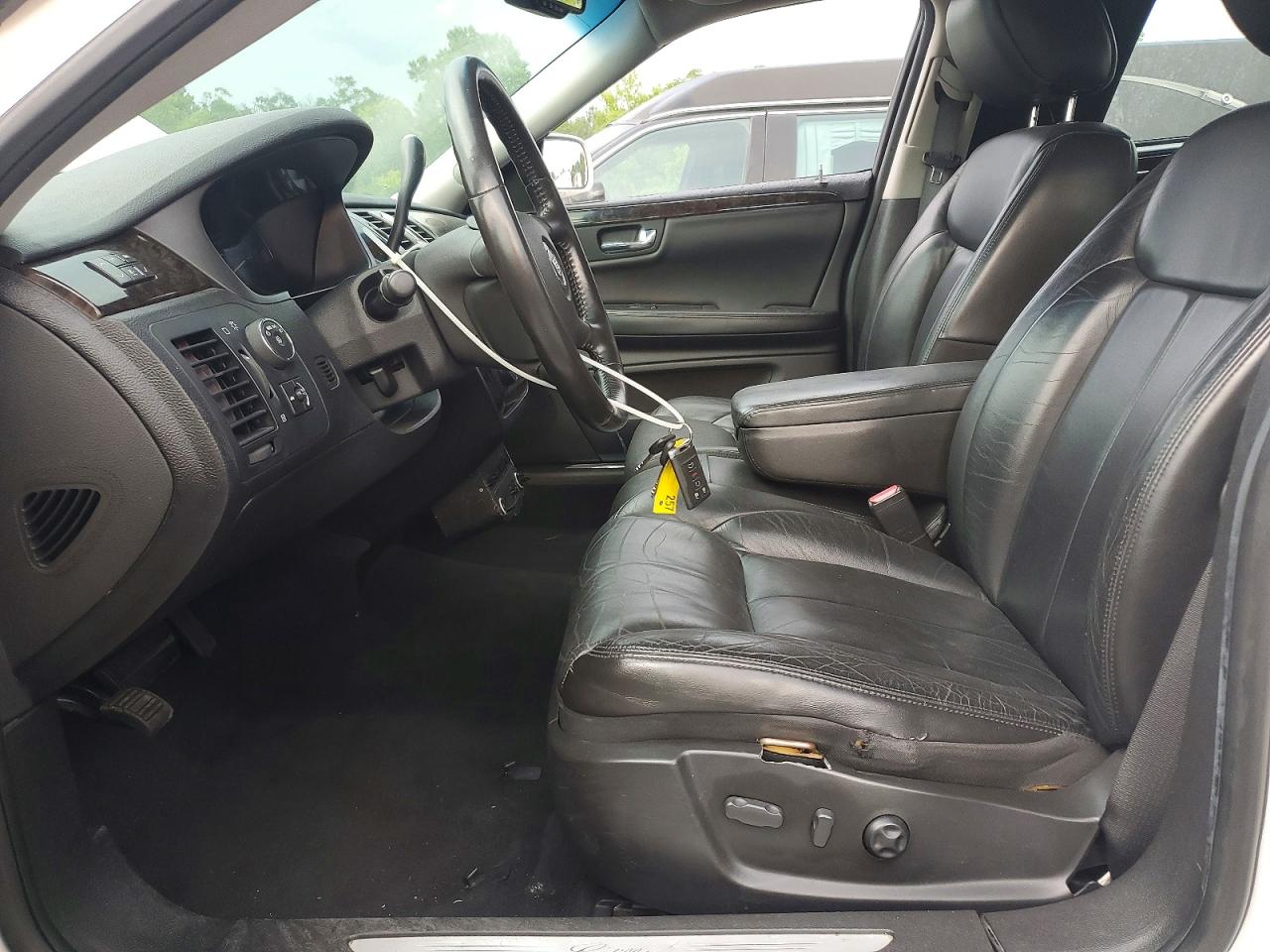 2009 Cadillac Professional Chassis Белый vin: 1GEEK90Y49U550065